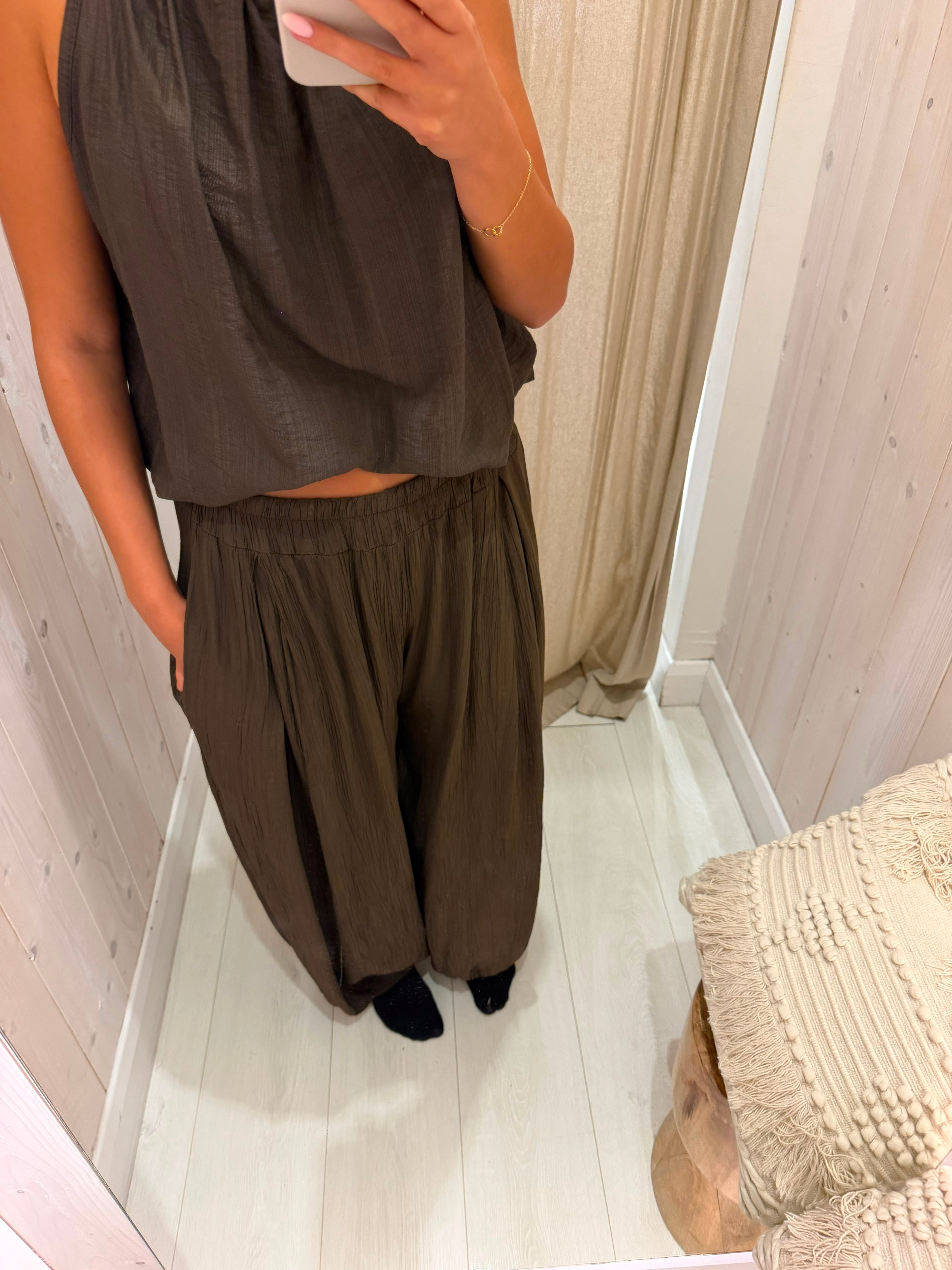 Indiya Genie Pants