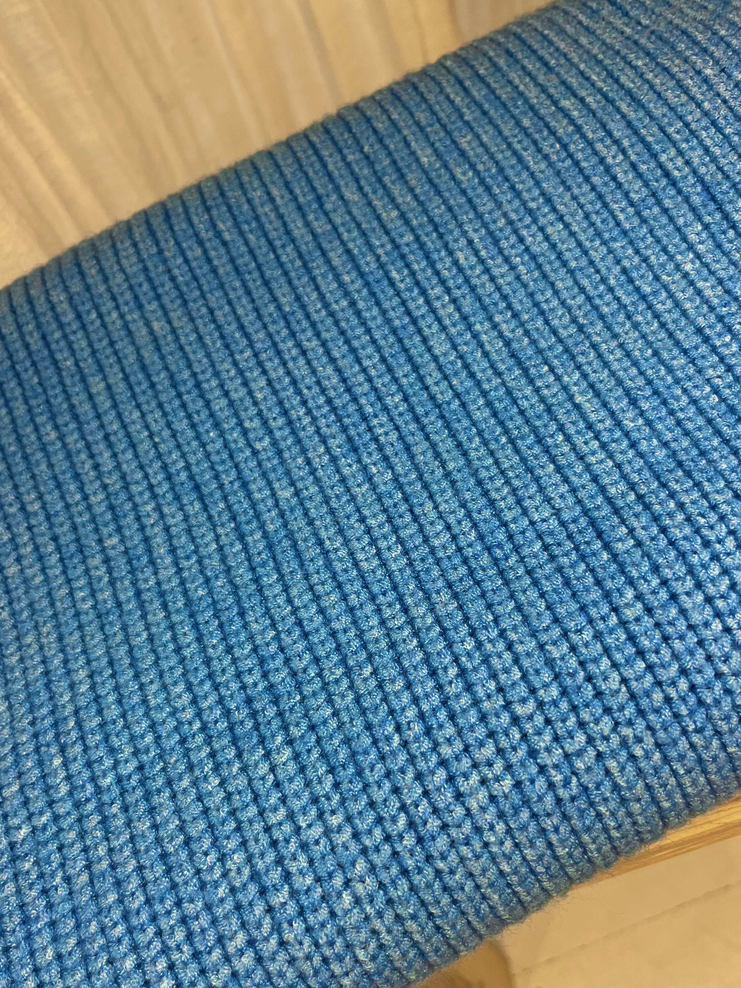 Ribbed Knit Scarf