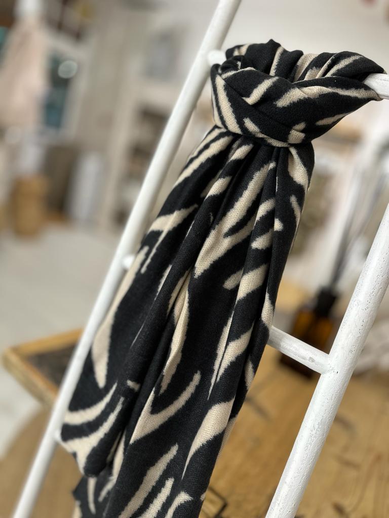 Chunky Zebra Print Scarf