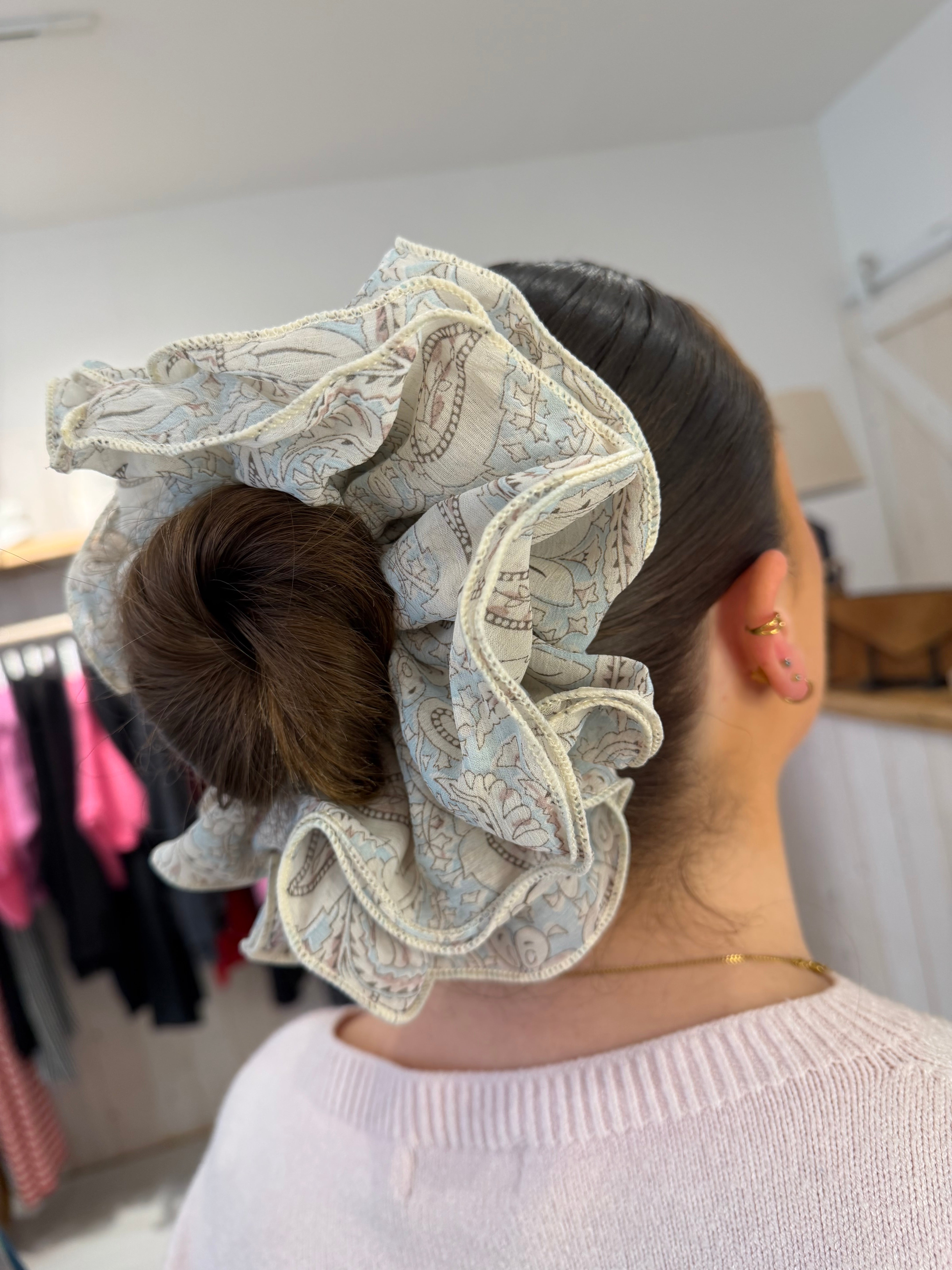 XL Scrunchie