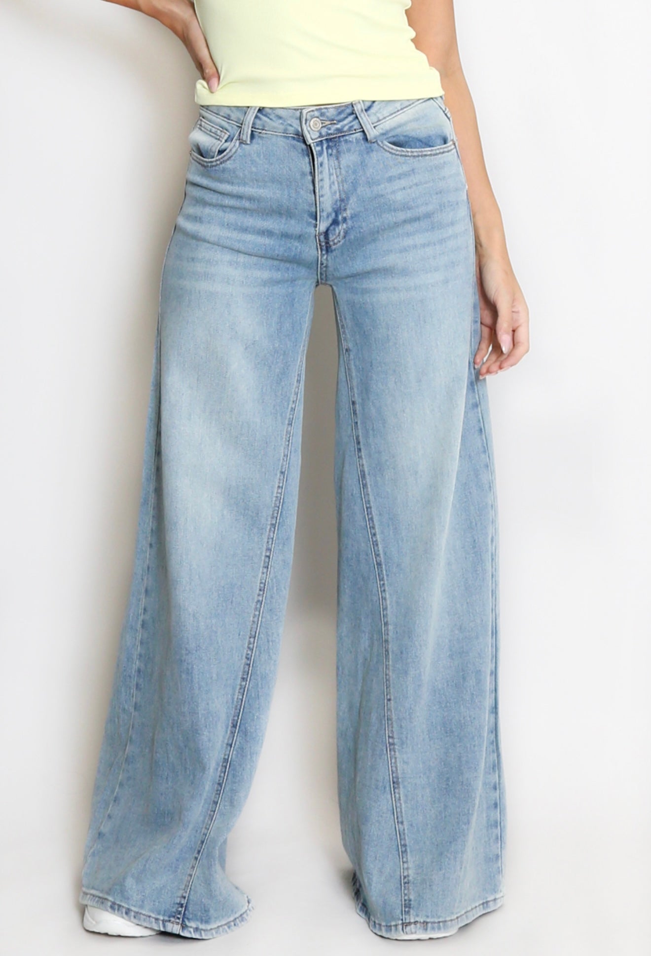 Susie Super Wide Jean
