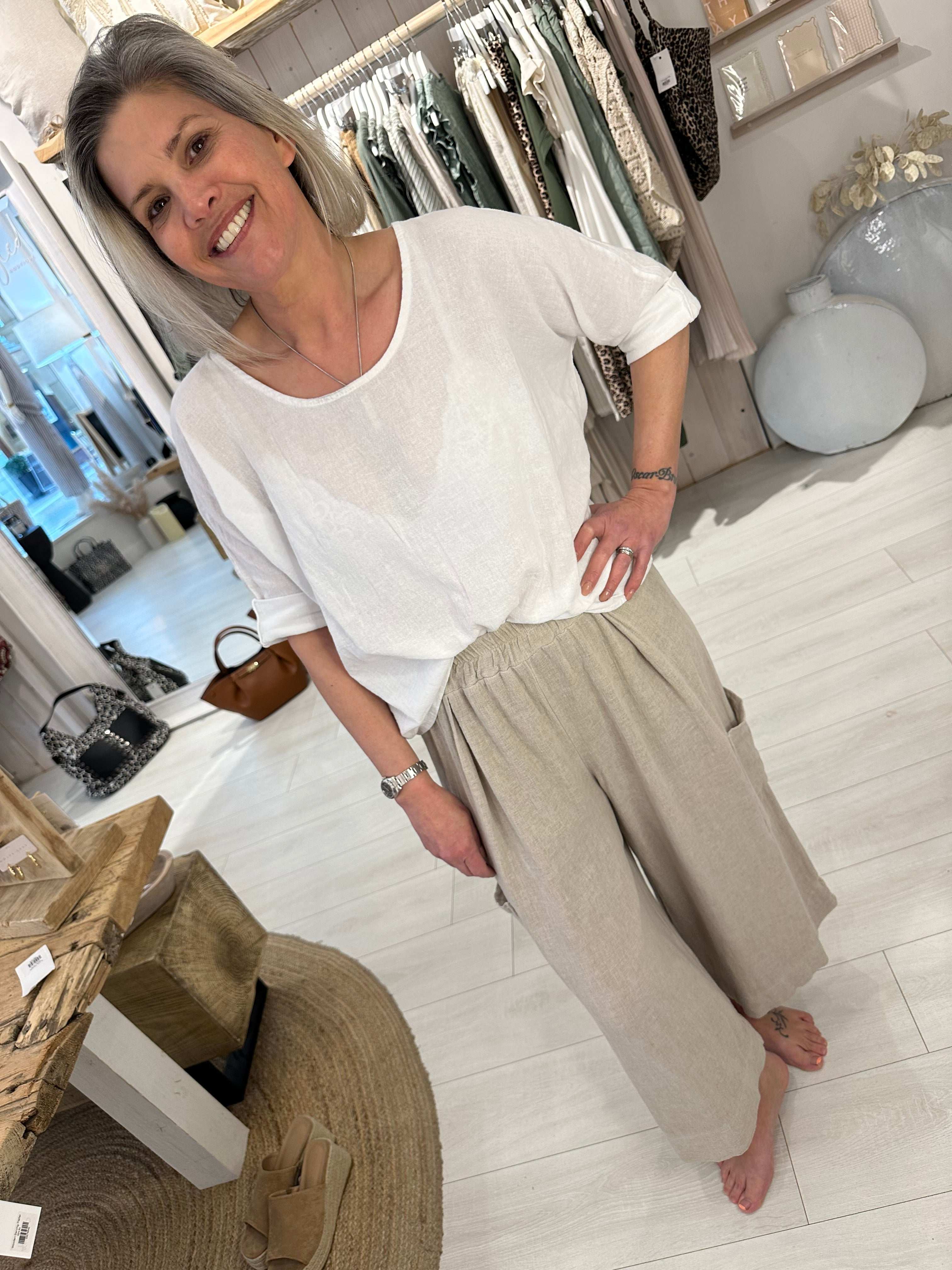 Carolta Cheesecloth Wide Capri Trouser