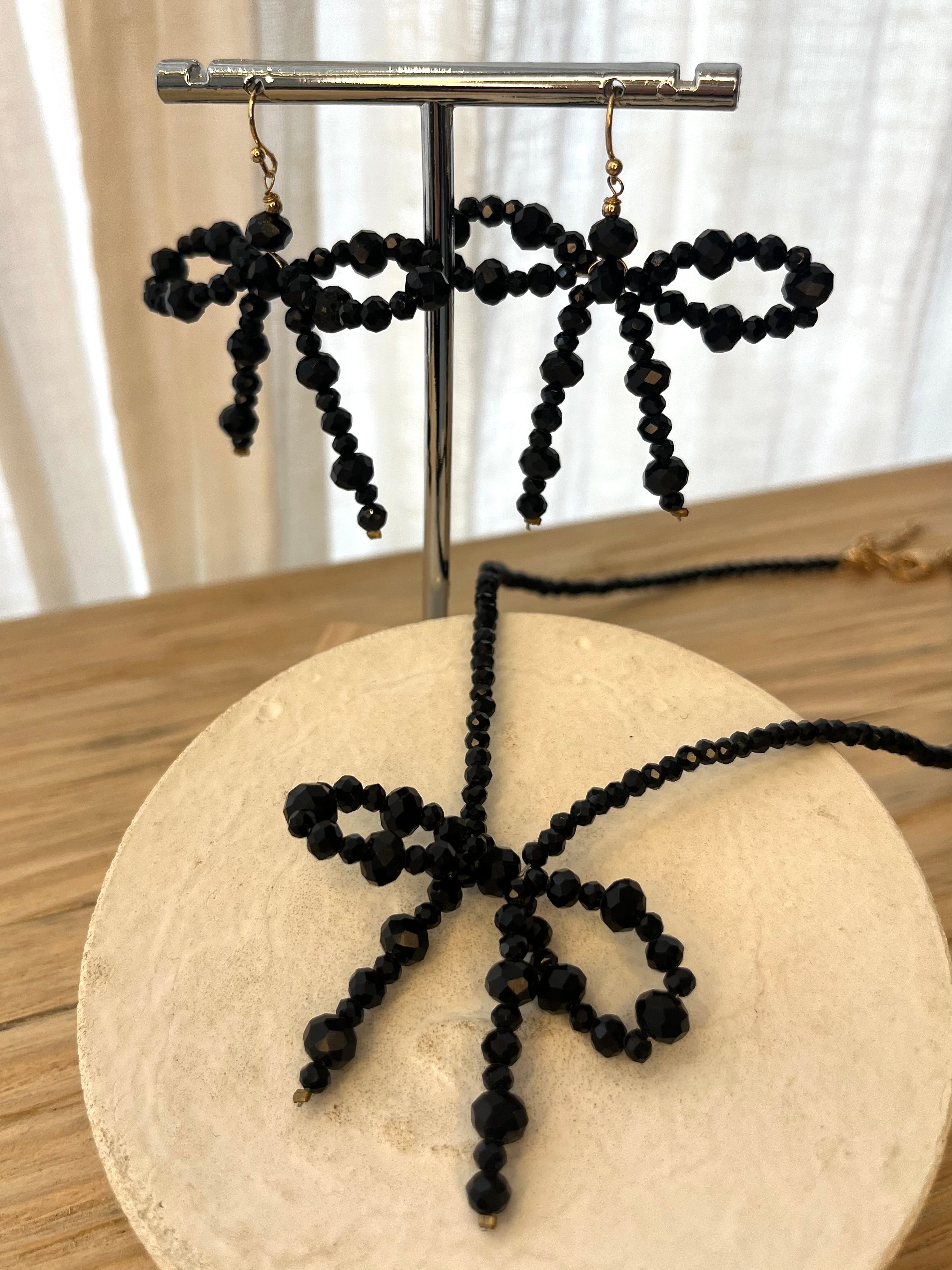 My Doris - Beaded Bow Necklace