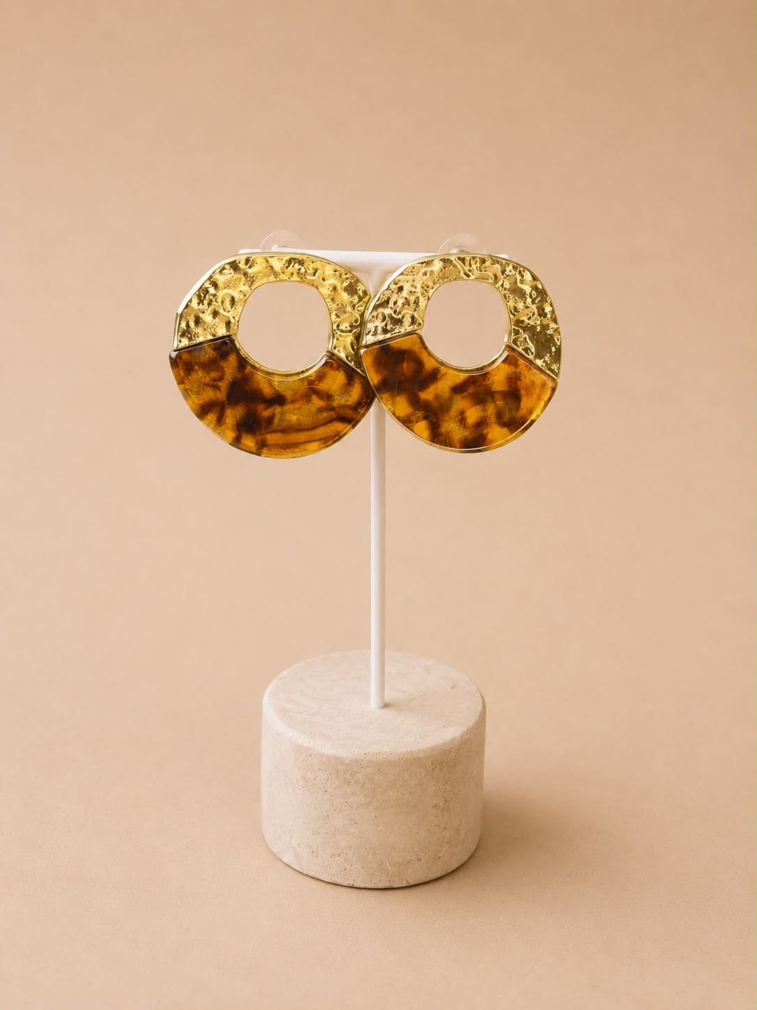 Tortoise Shell Hammered Earring