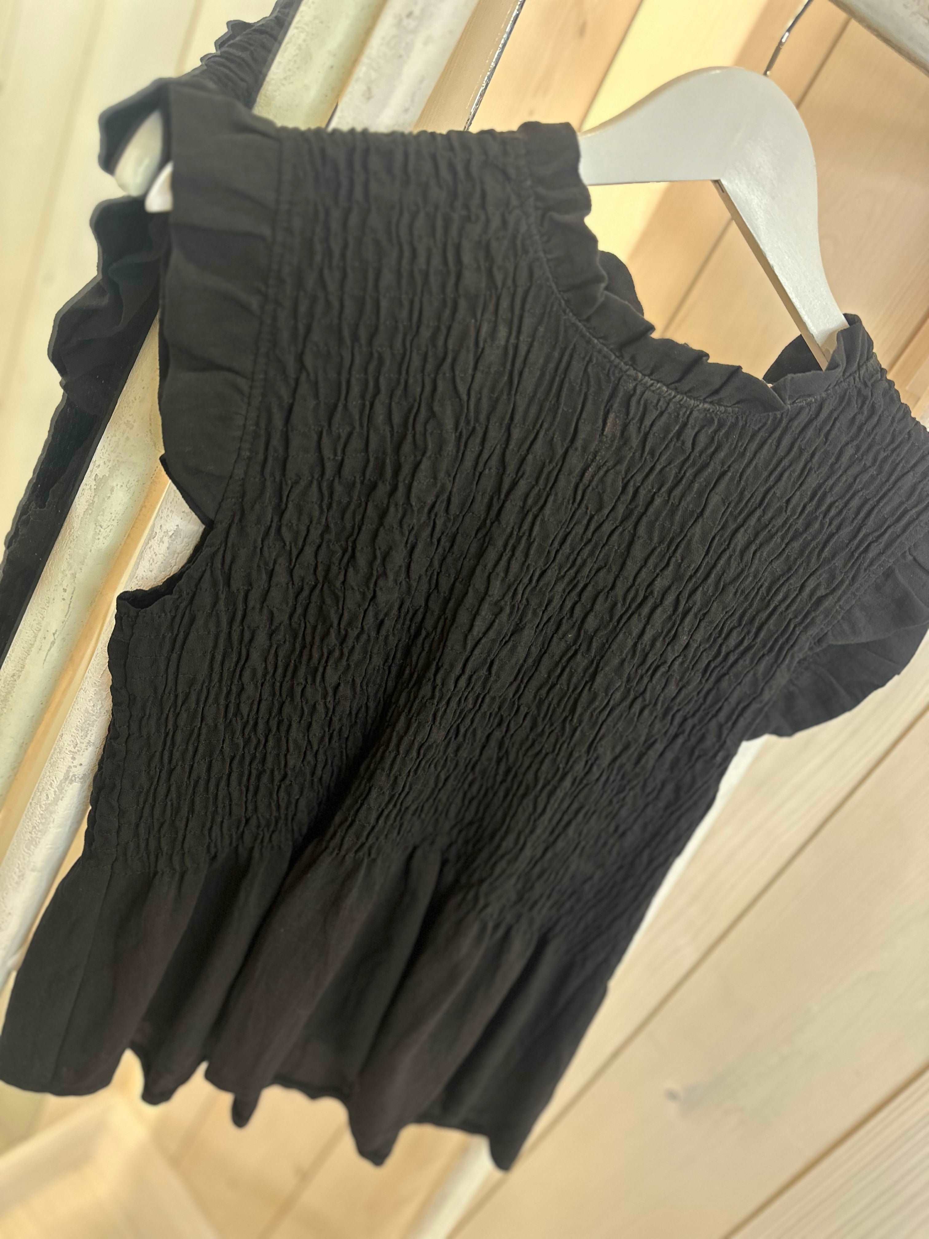 Athena Curve Frill Sleeve