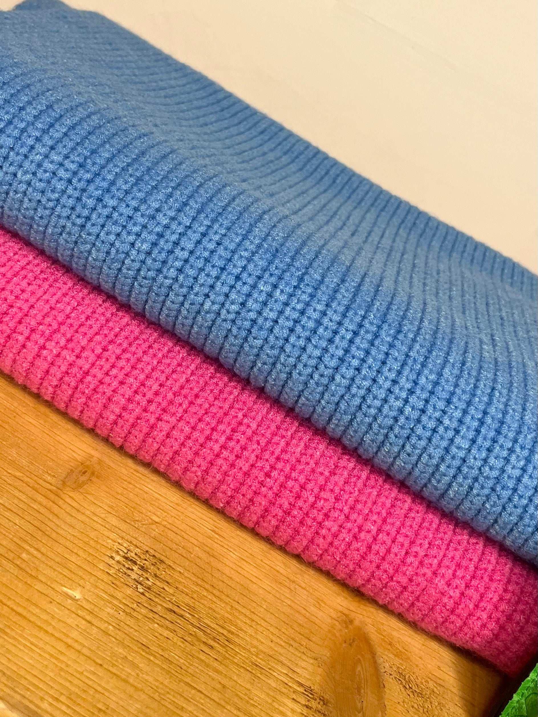 Ribbed Knit Scarf