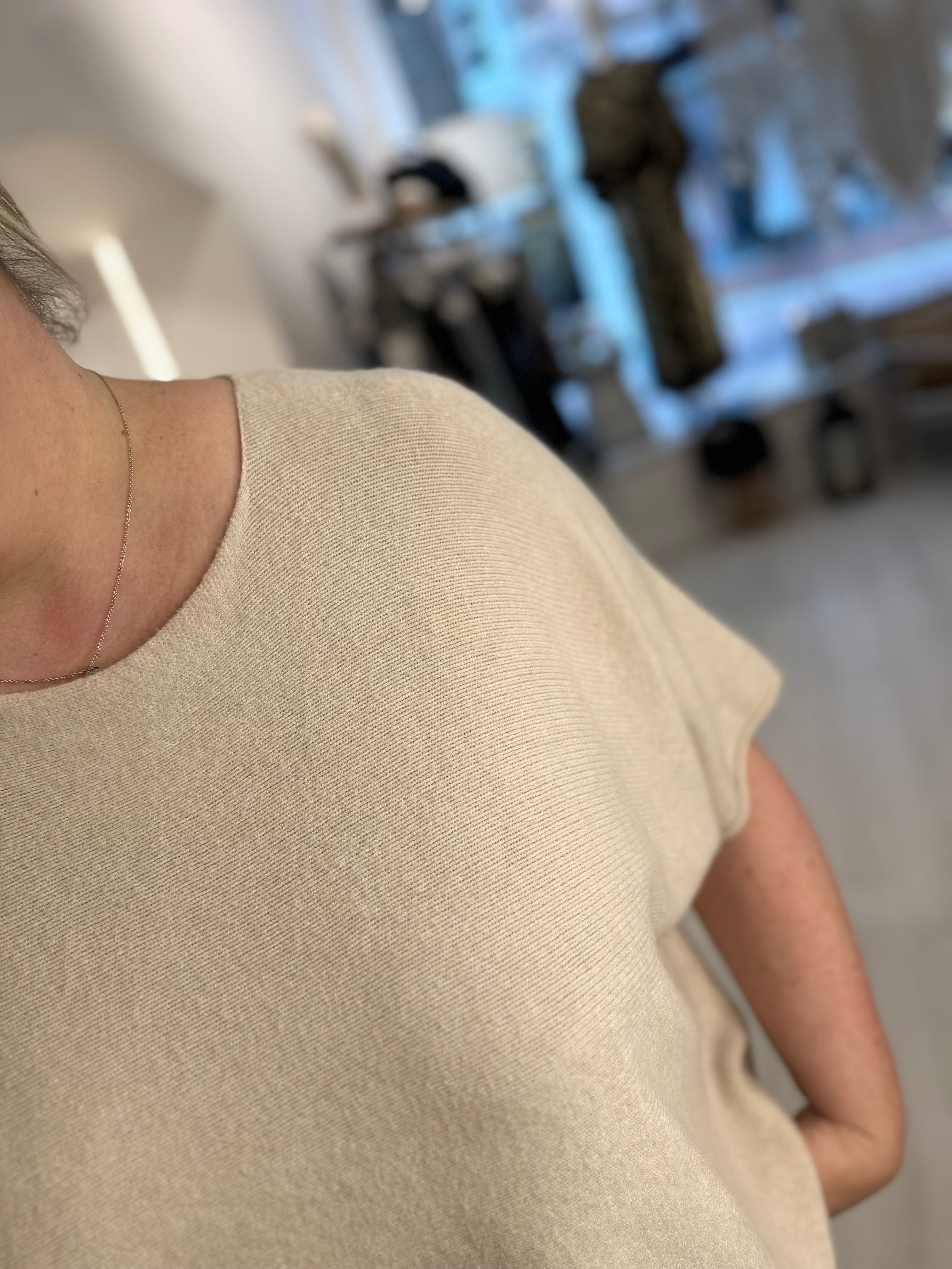 Valencia Round Neck Knit