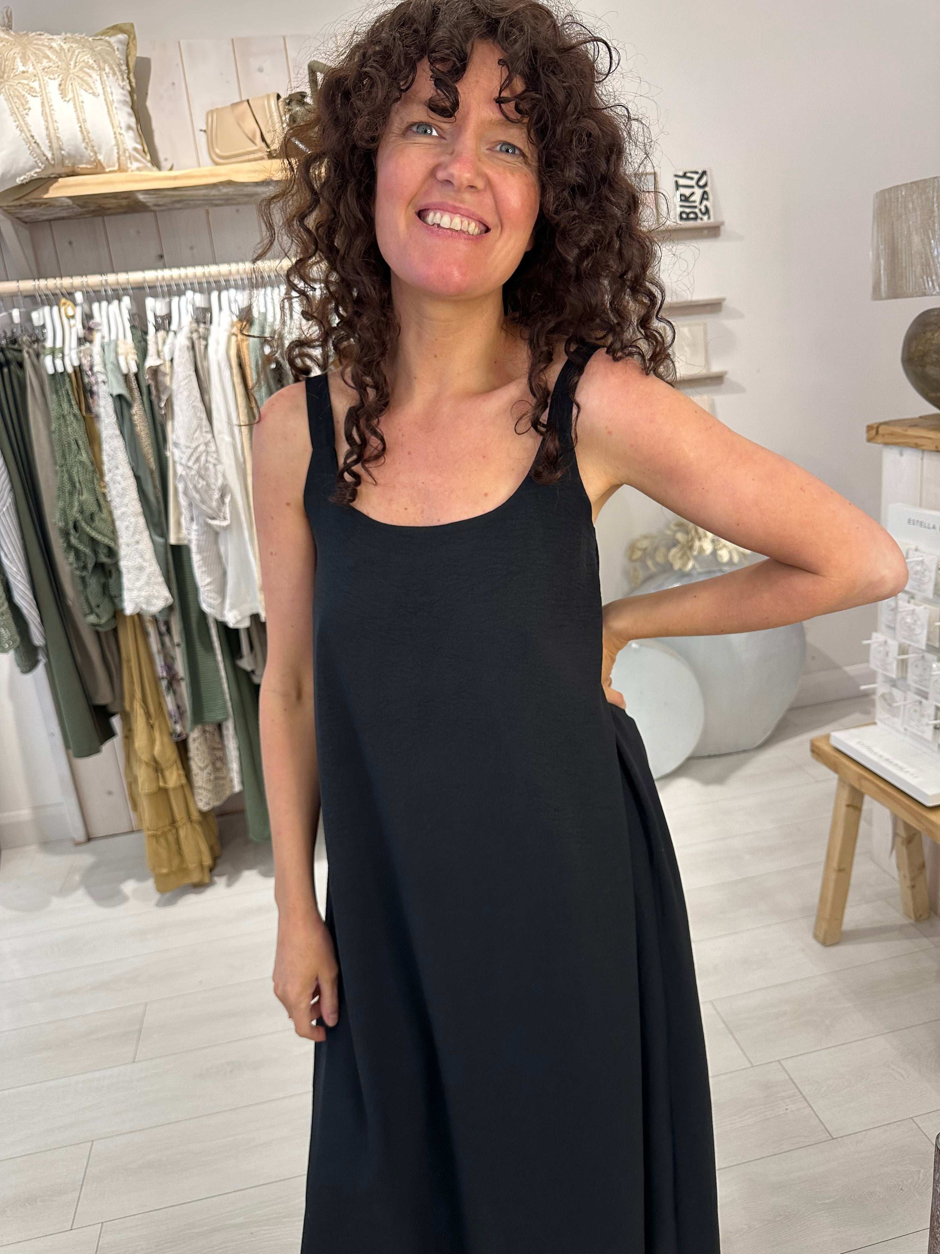 Hera Dress