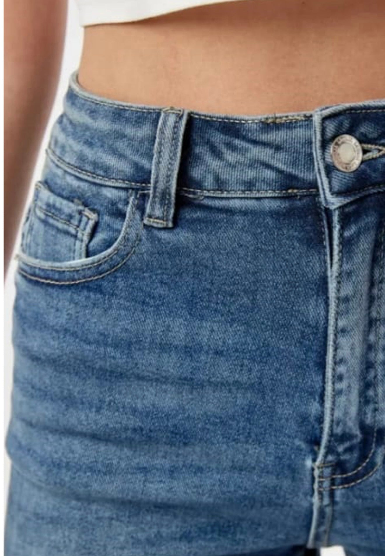 Relaxed Dark Wash Dad Jeans