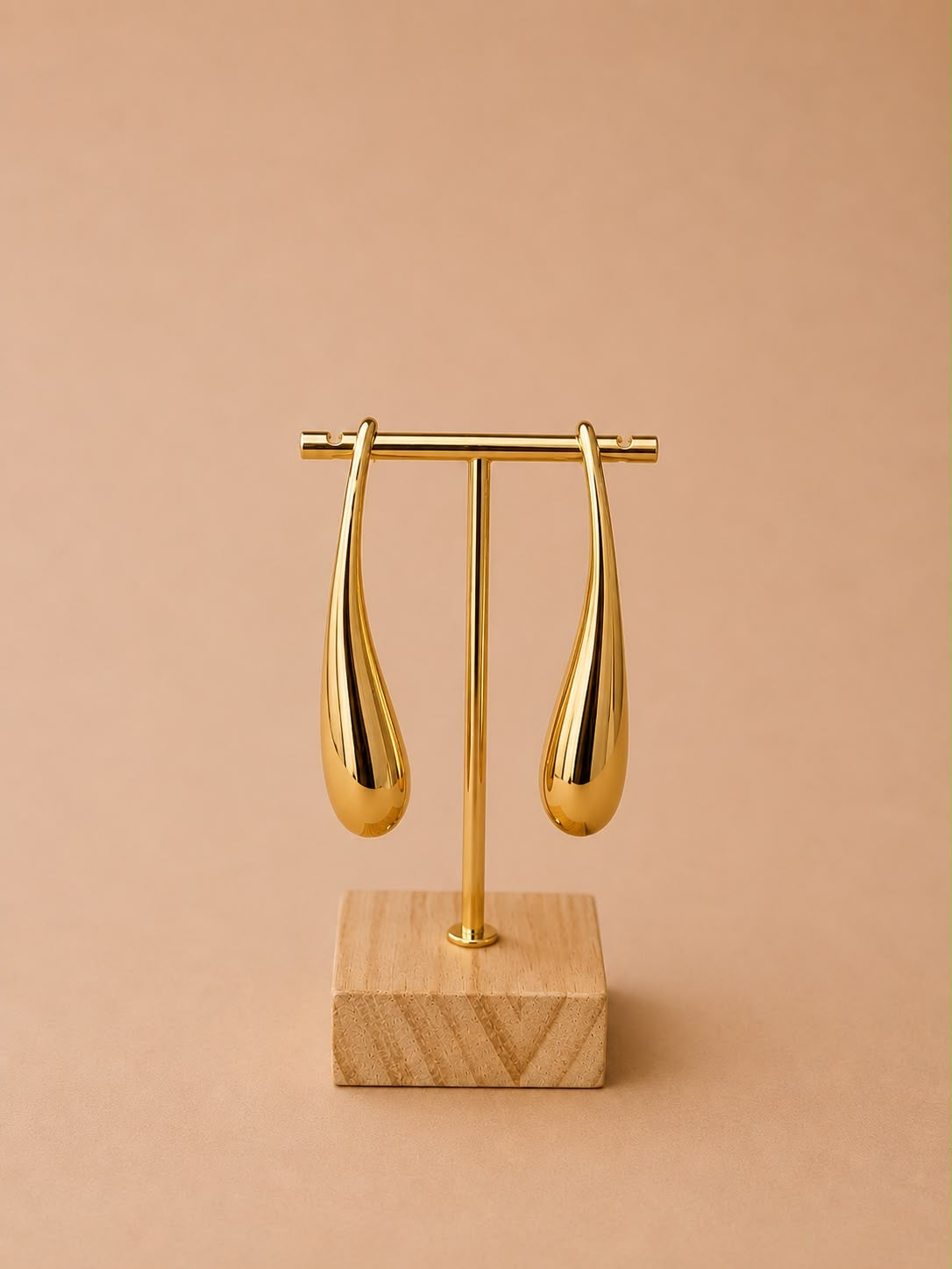 Oversized Droplet Earring