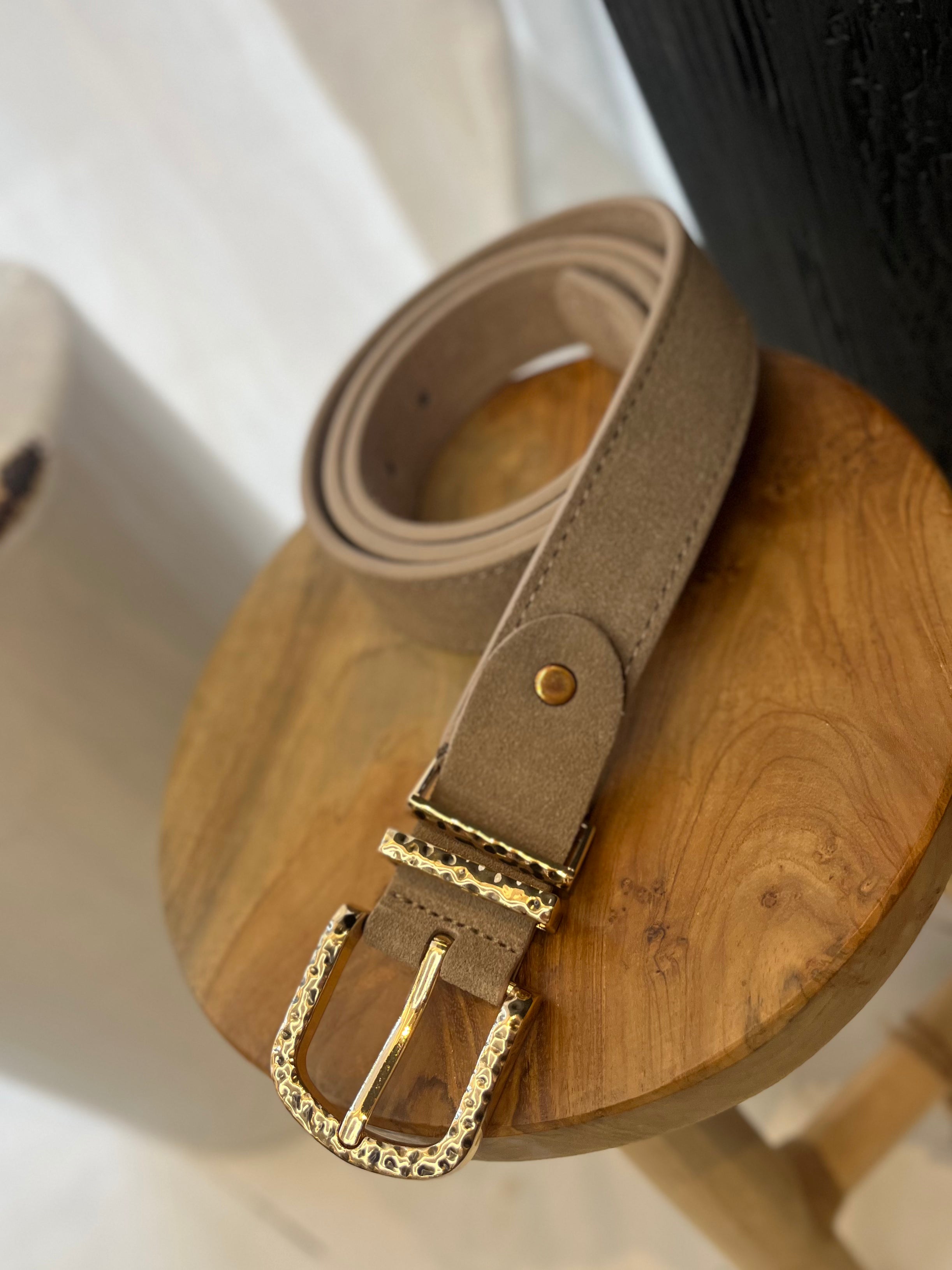 Hammered Buckle Suede Belt