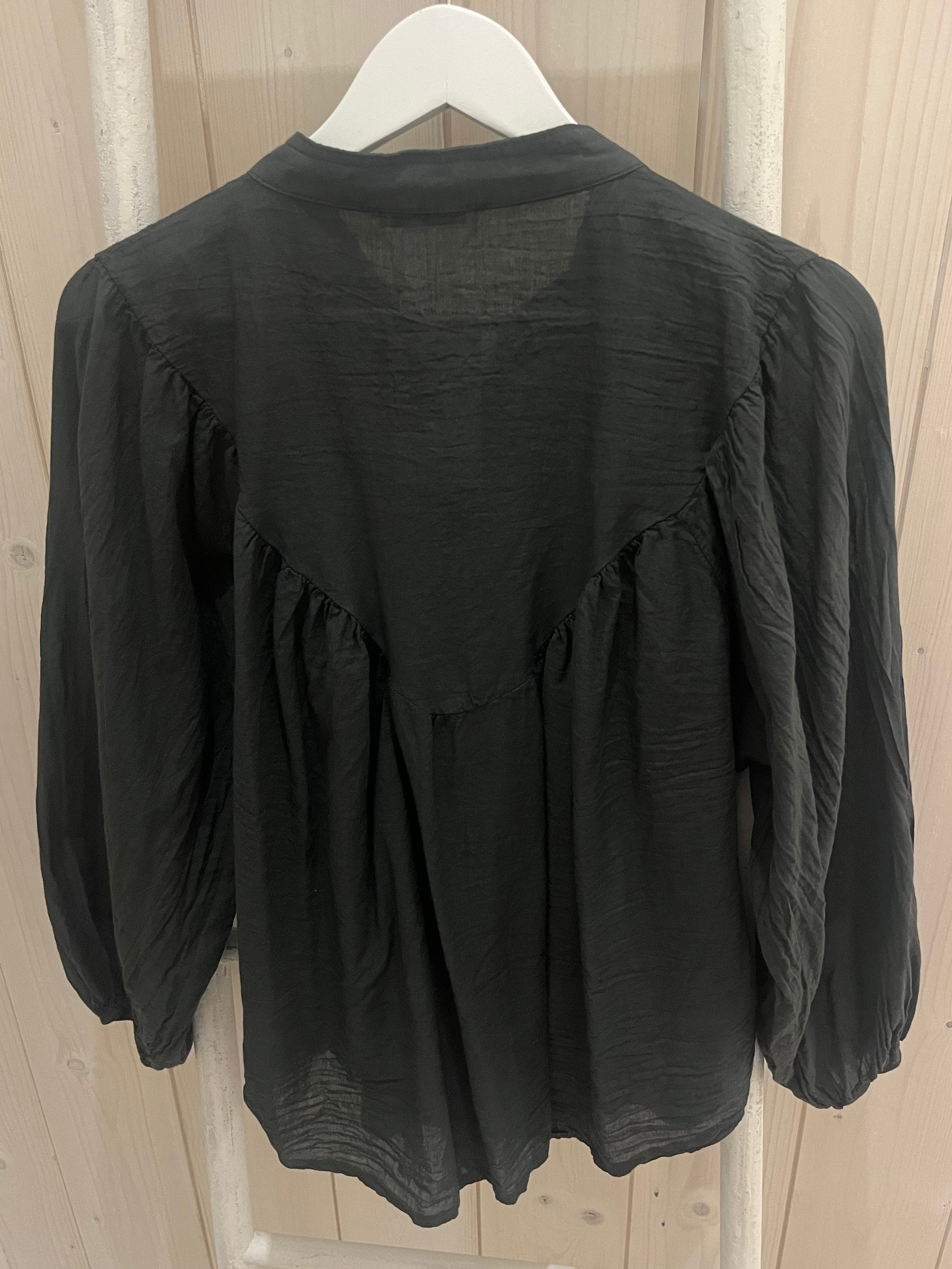 Brianna Smock Blouse