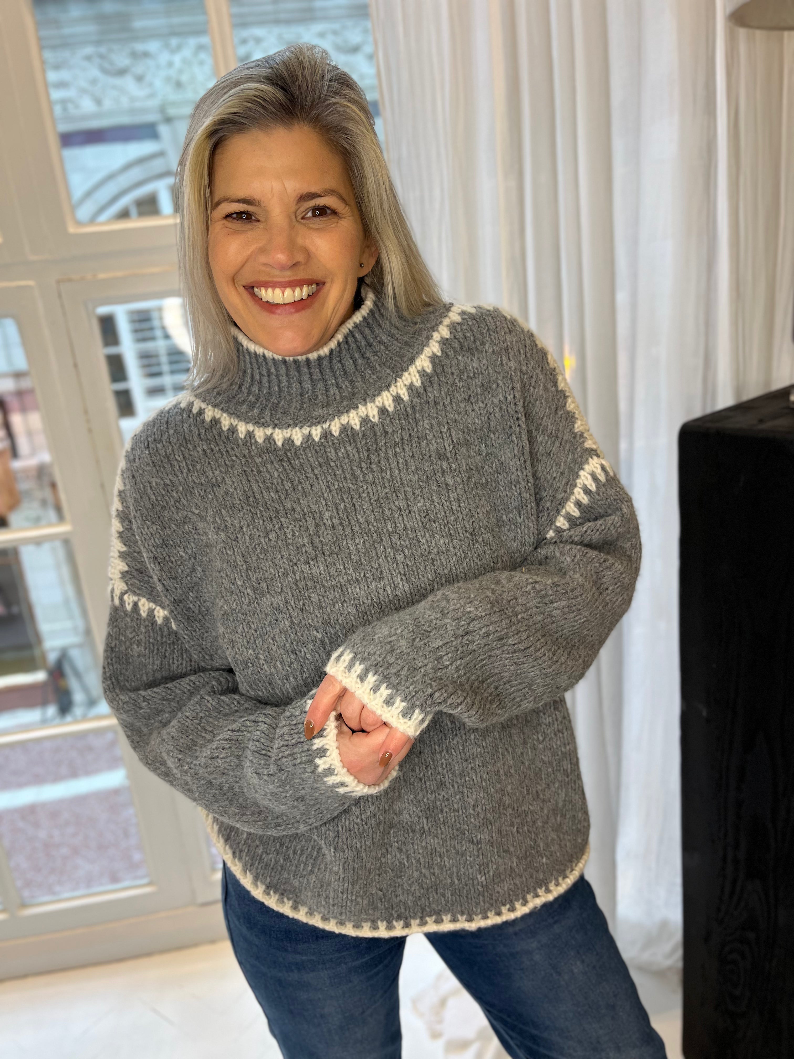 Lumi Contrast Hem Knit