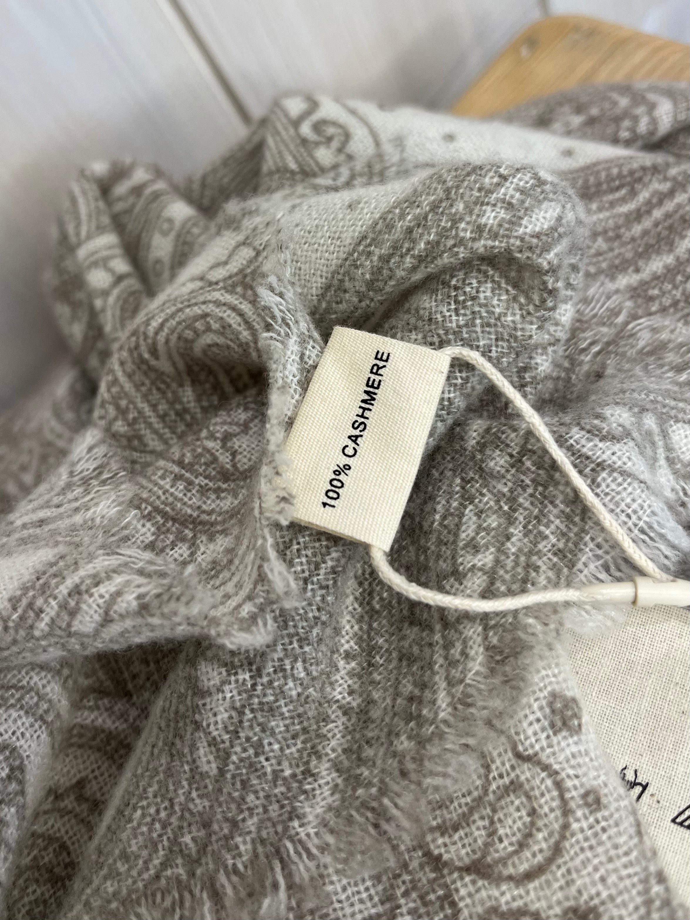 Luxury Cashmere Scarf: Mocha Paisley