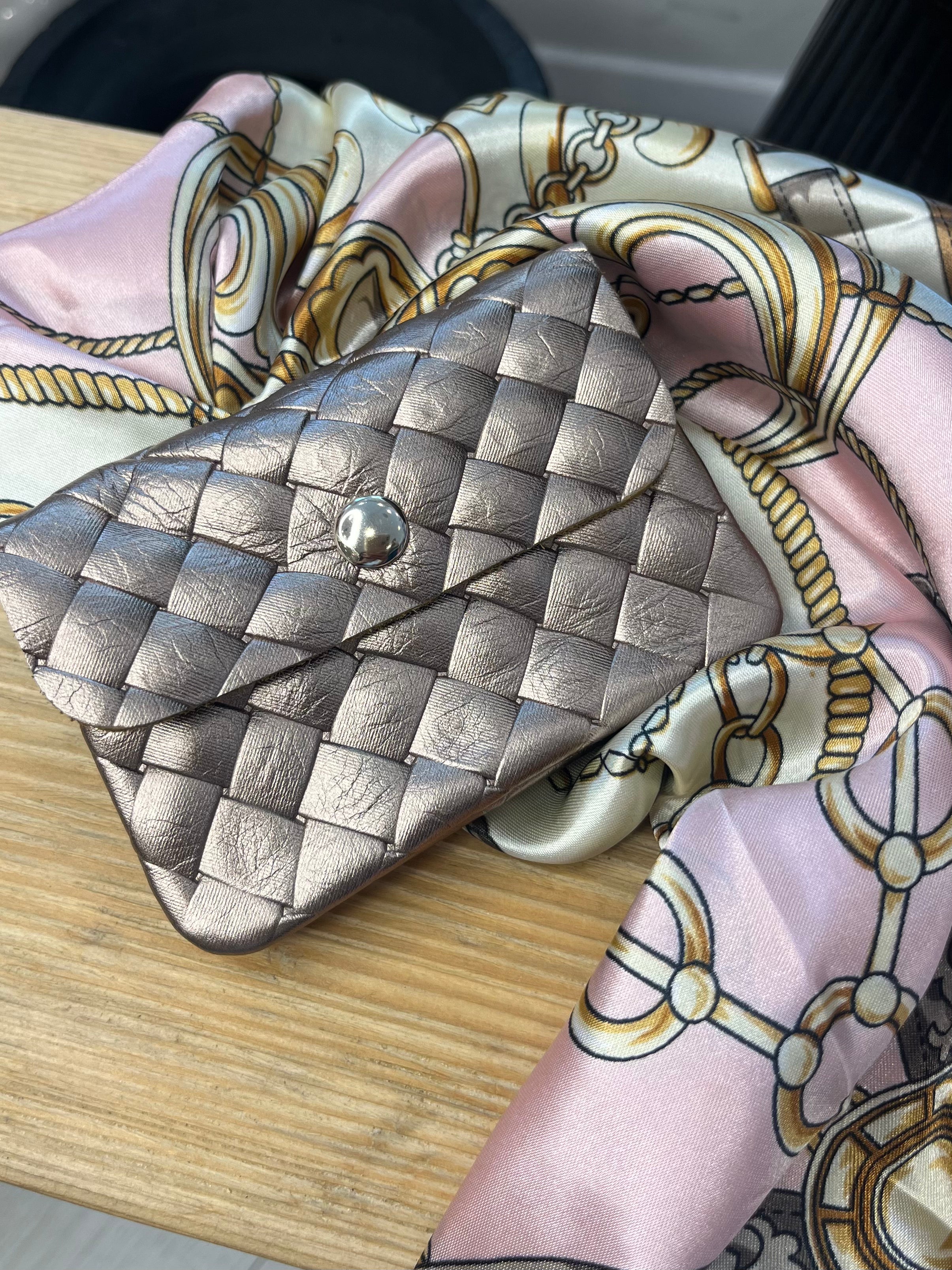 Woven Metallic Purse