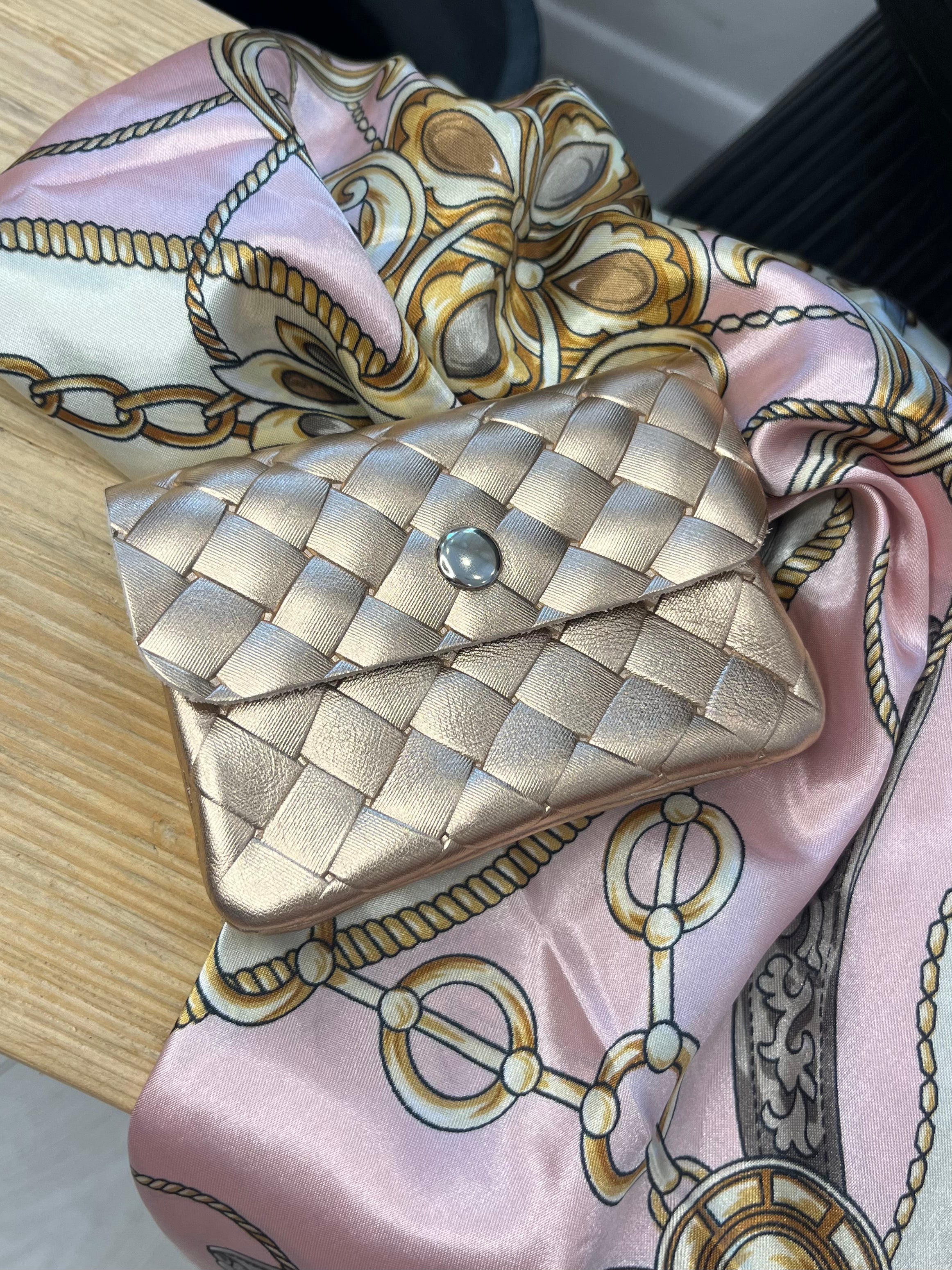 Woven Metallic Purse