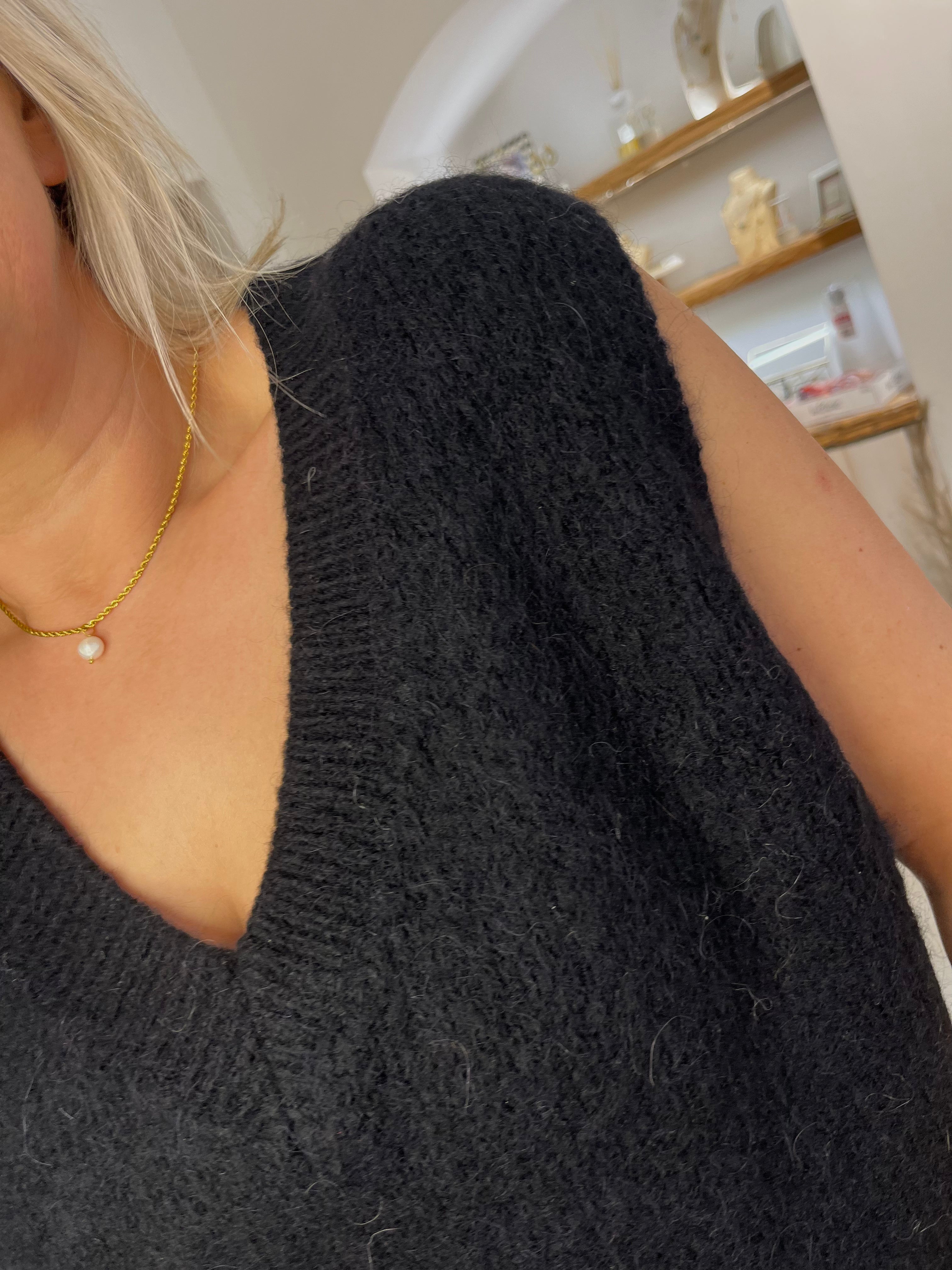 Annette V-Neck Tank Knit