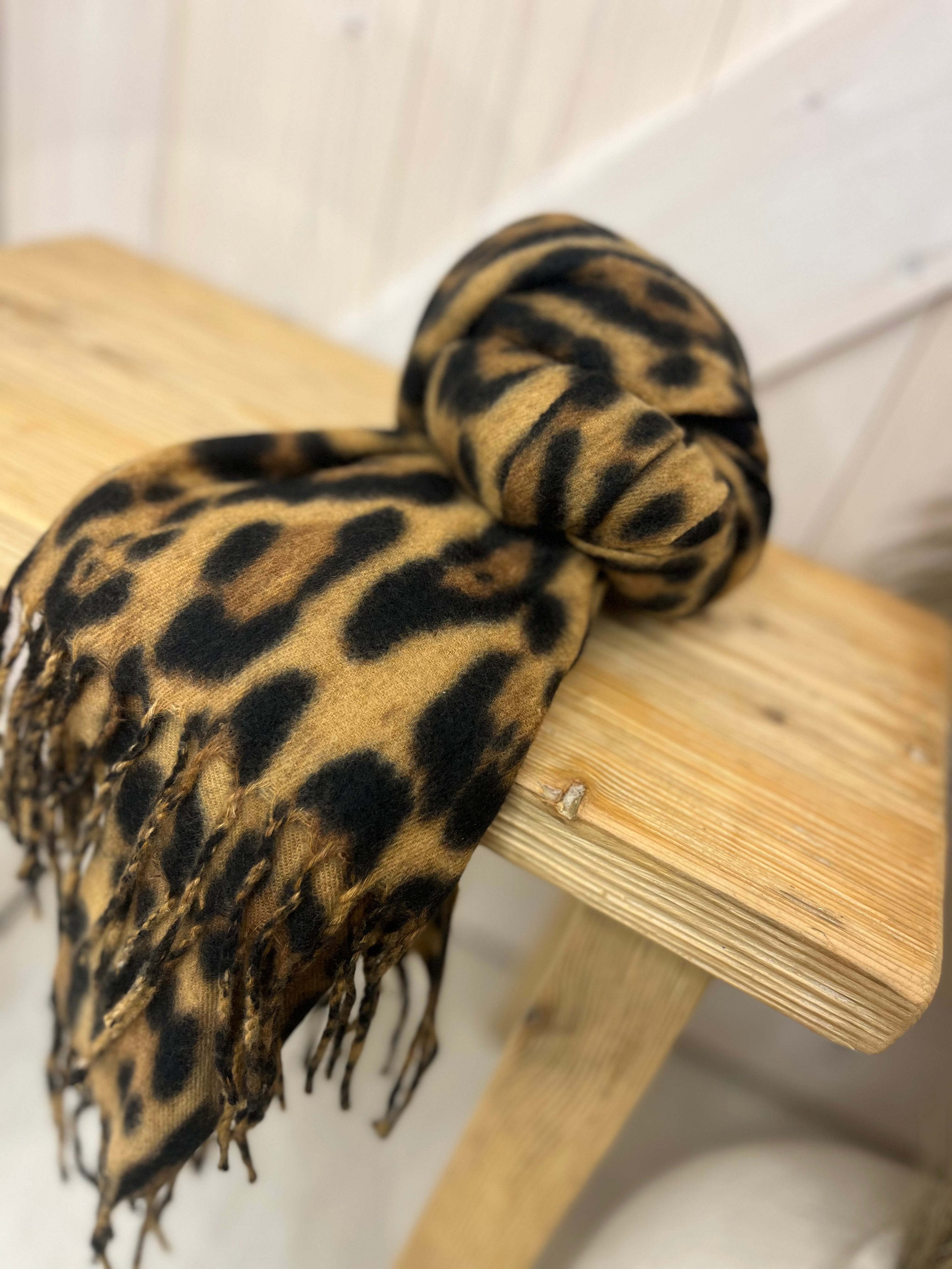 Leopard Soft Scarf