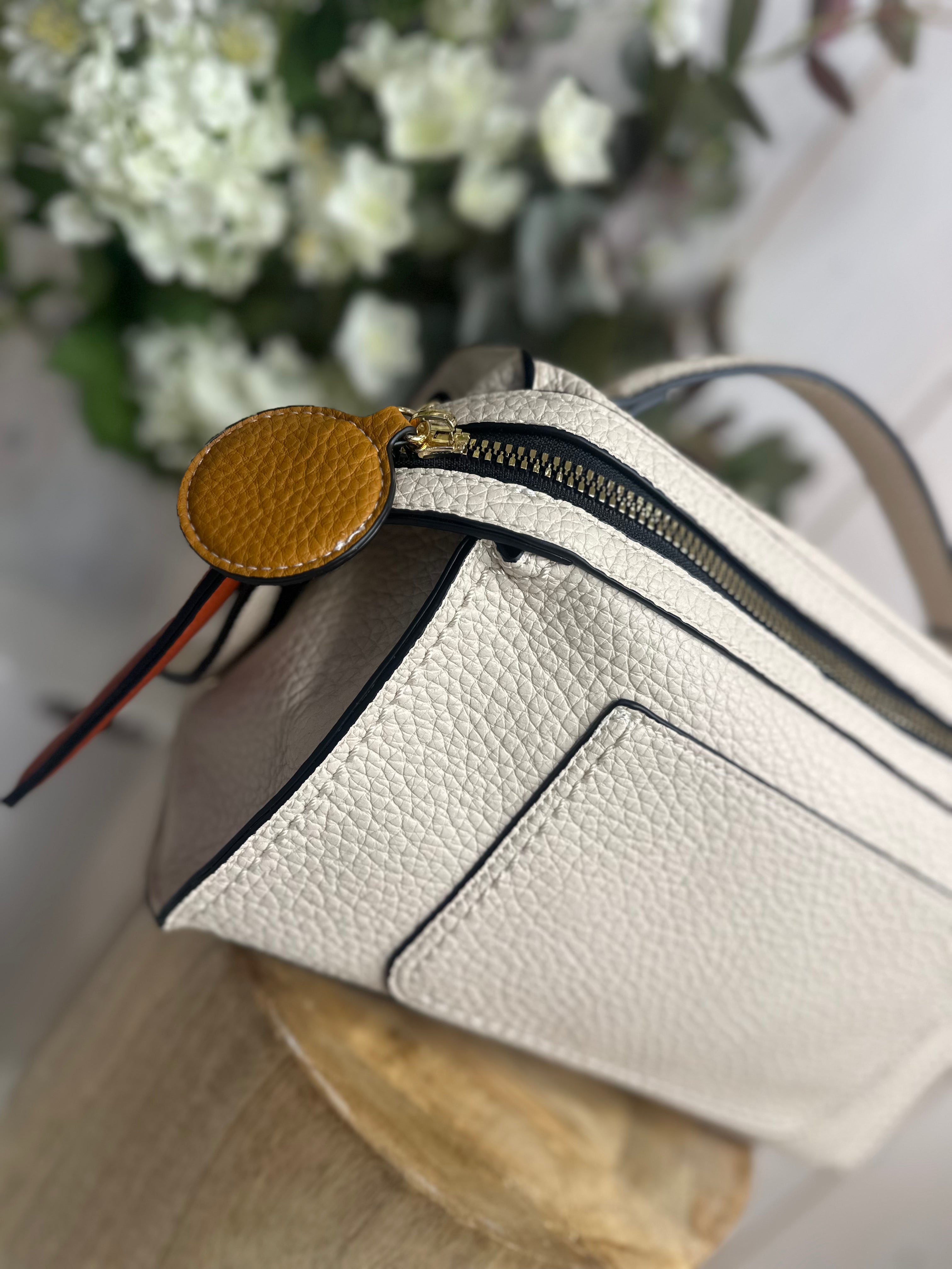 Barry Barrel Bag