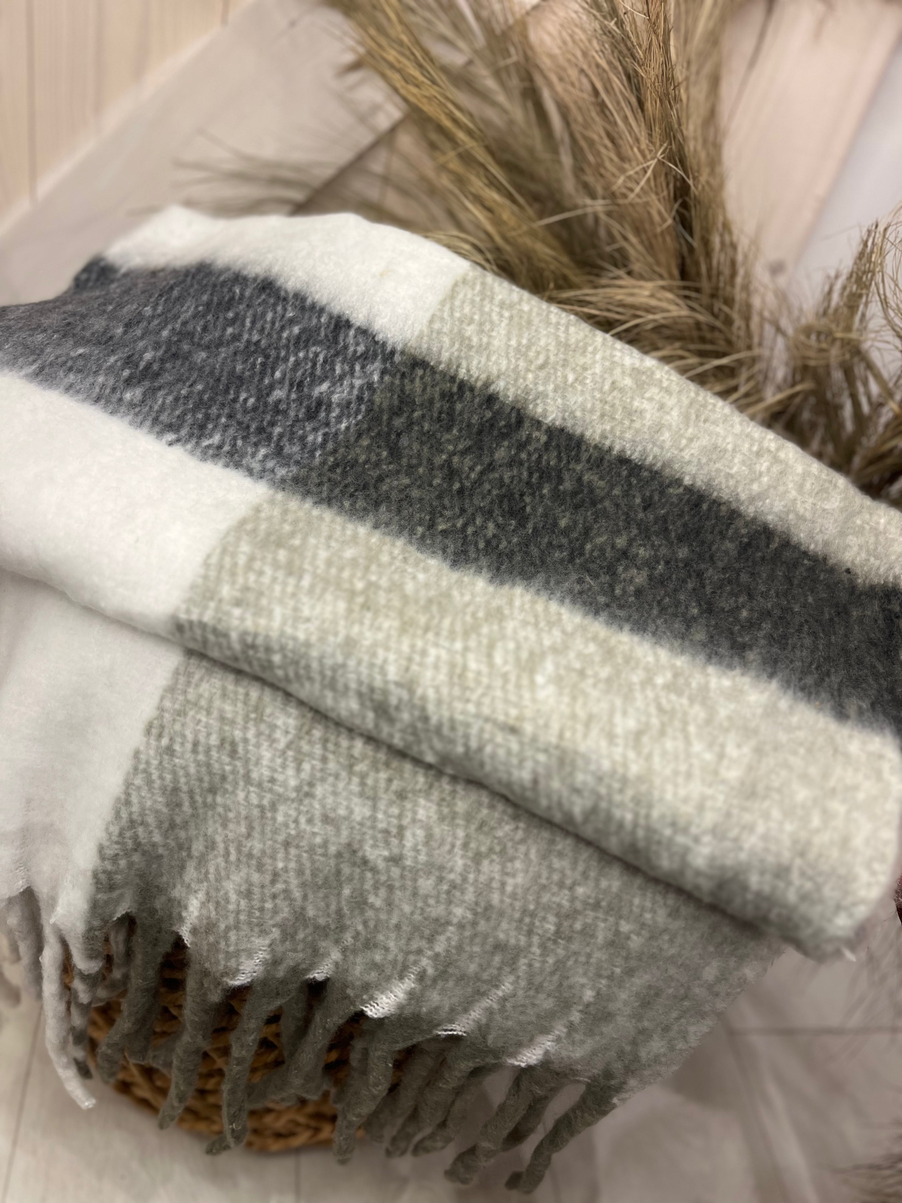 Chunky Scarf - Checkered