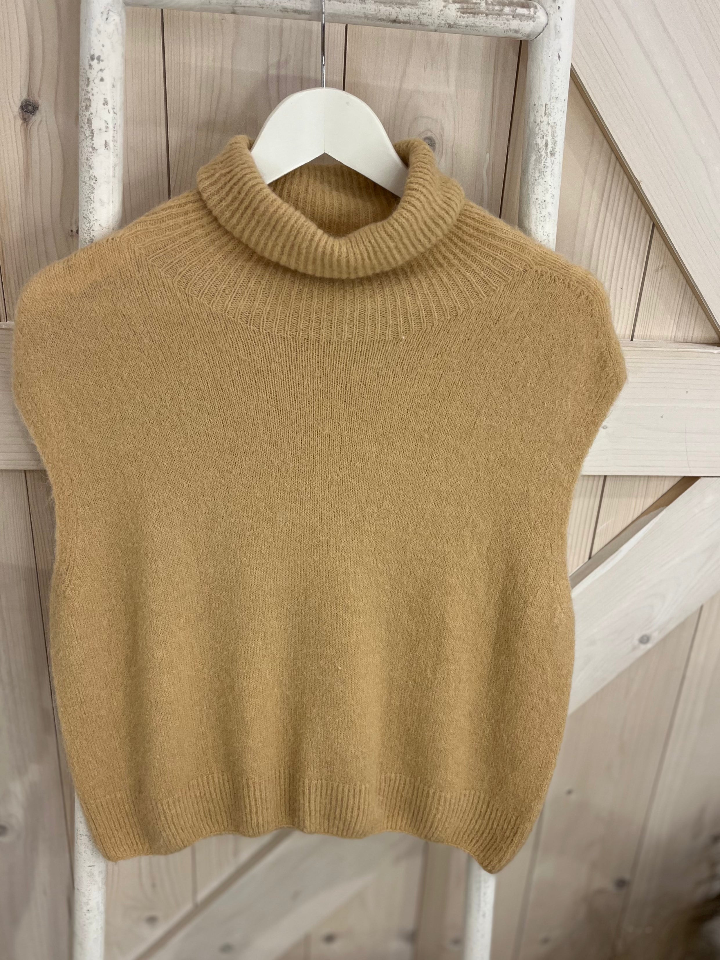 Mimi High Neck Knit