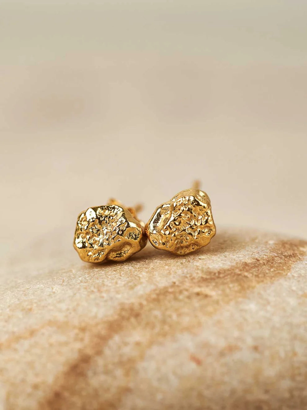 MAGMA Studs
