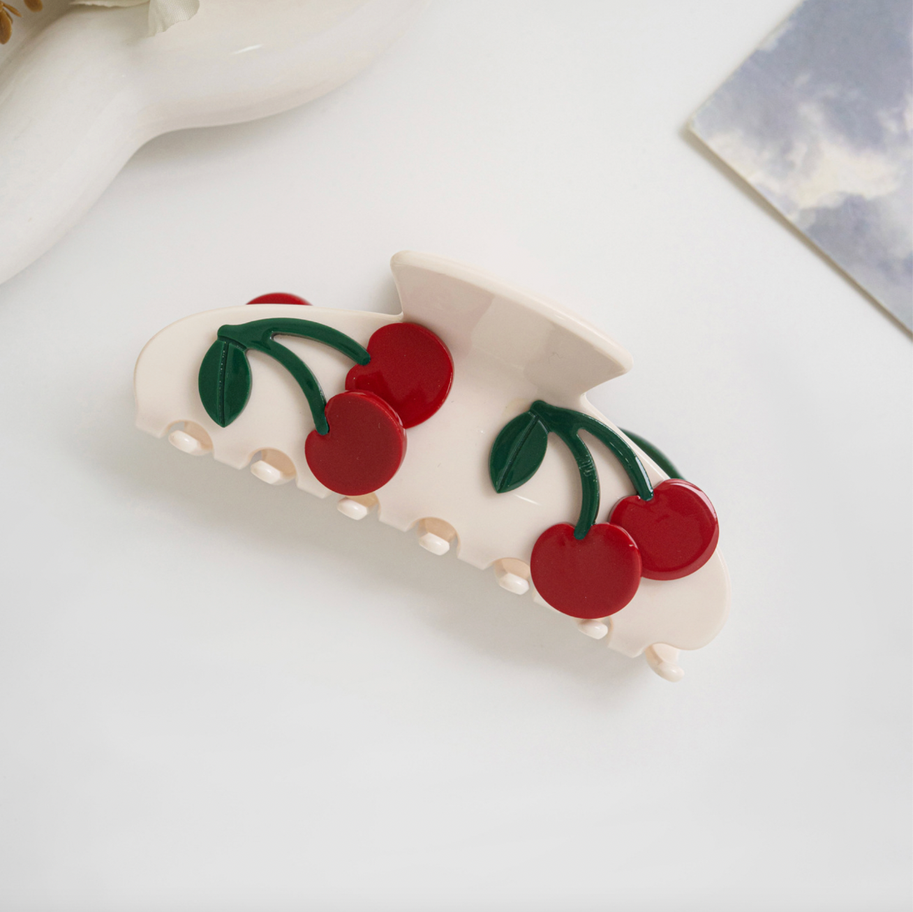 Cherries claw clip
