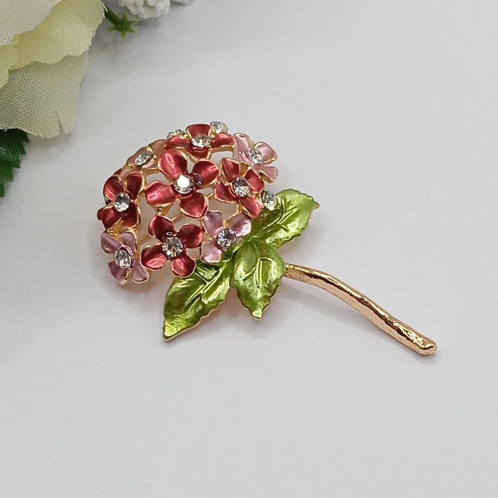 Hydrangea Stem Brooch in Pink