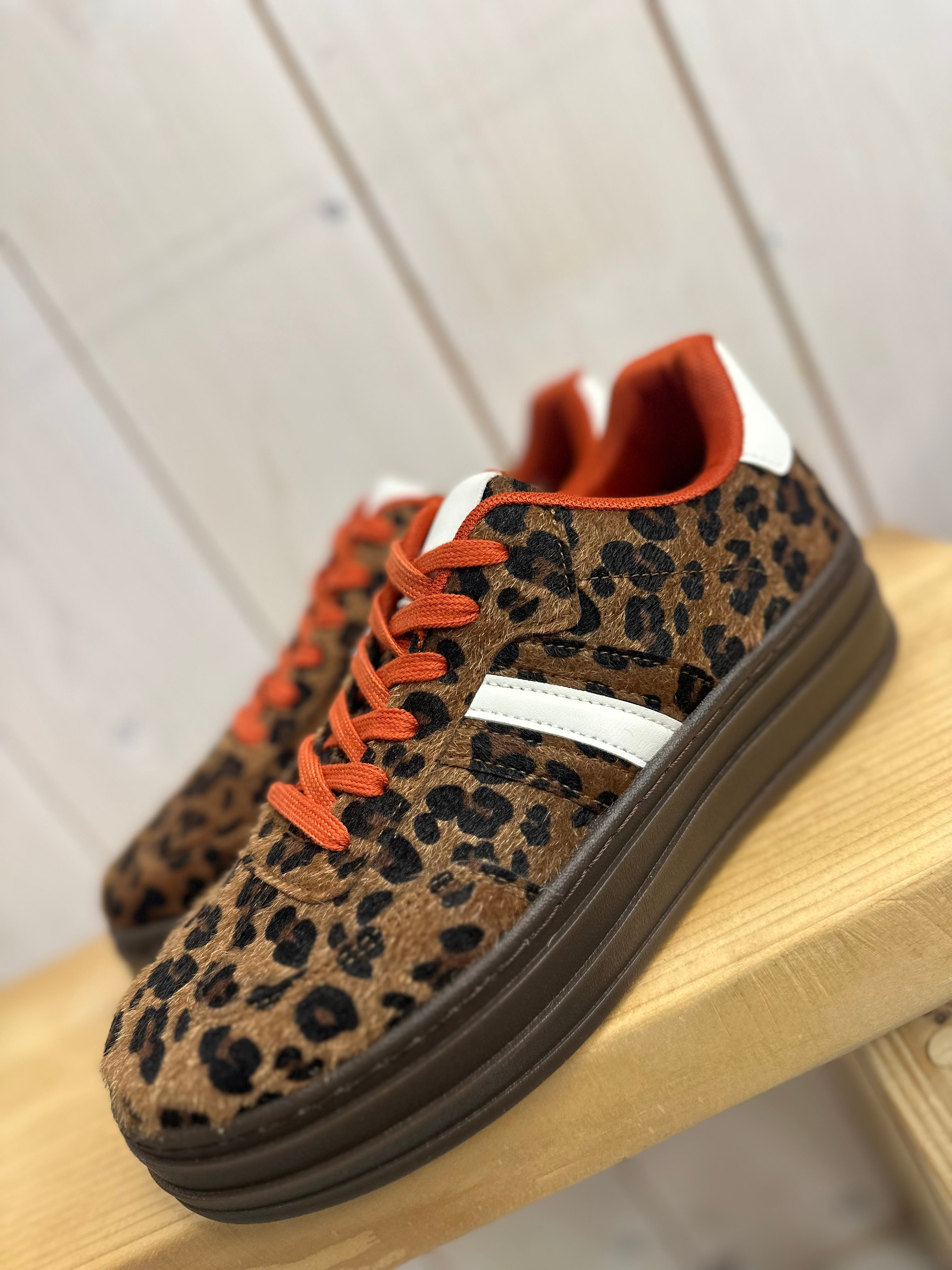Leopard Texture Platform Trainer
