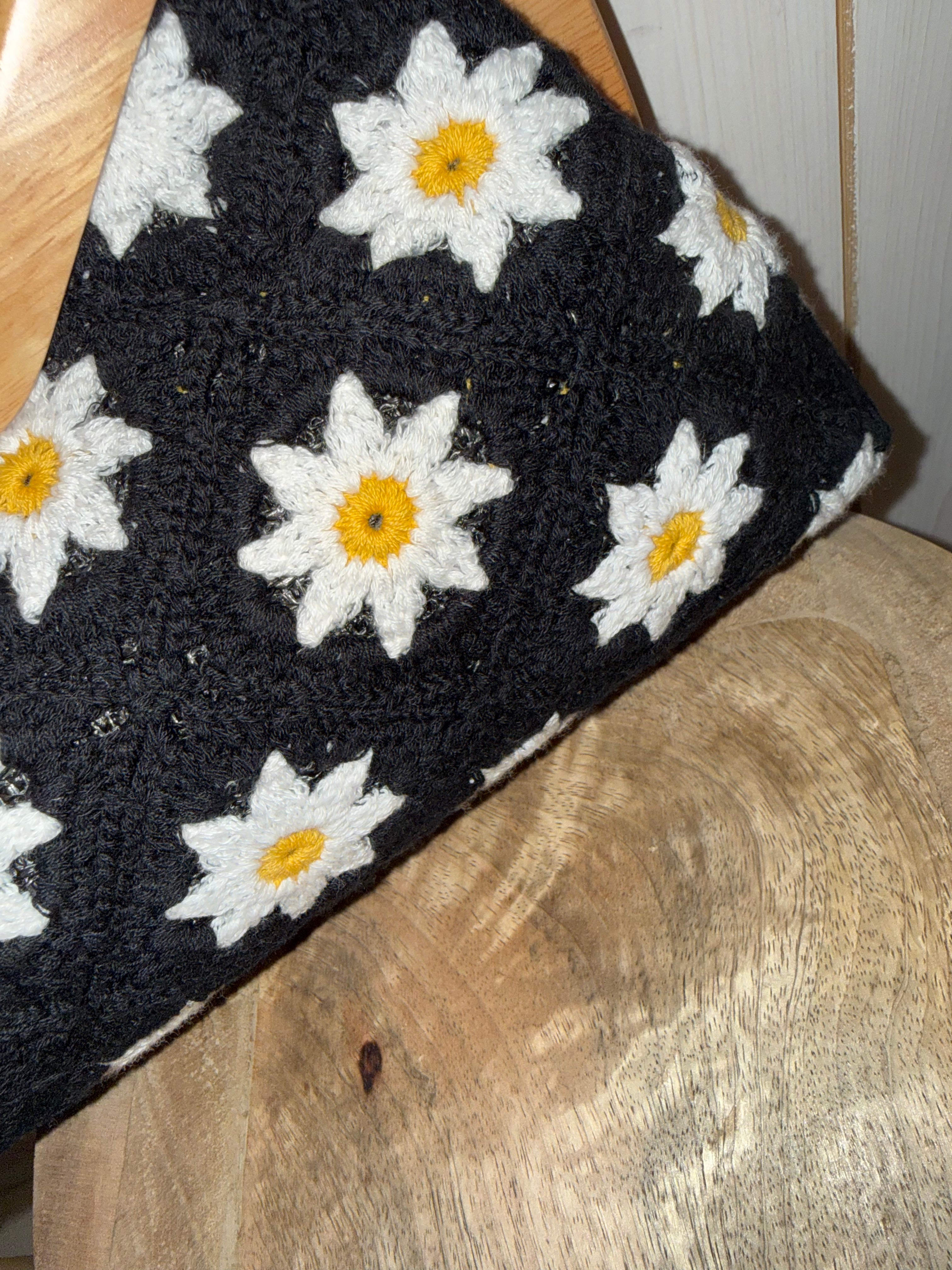 Daisy Crochet Bag