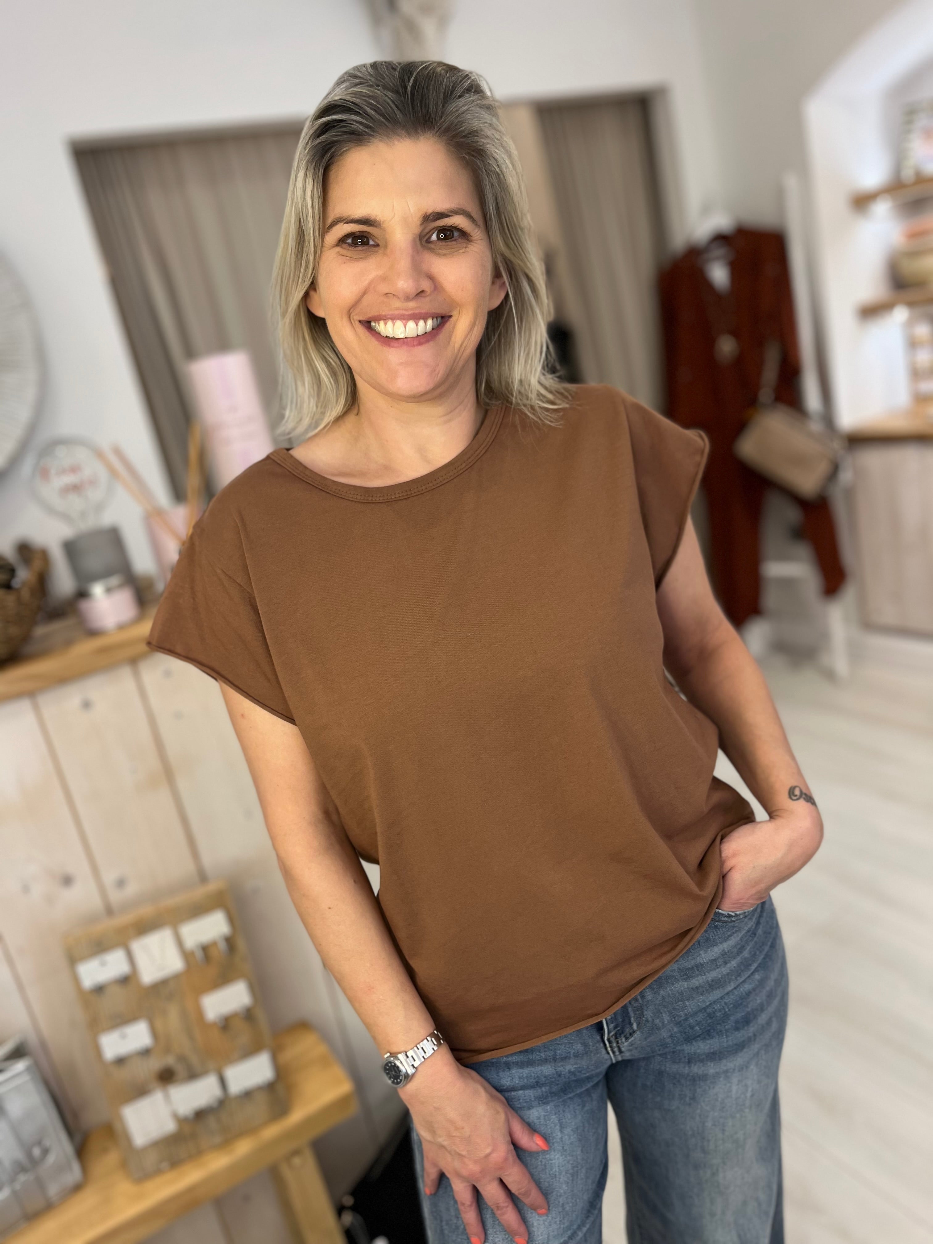 Cut Sleeve Tee