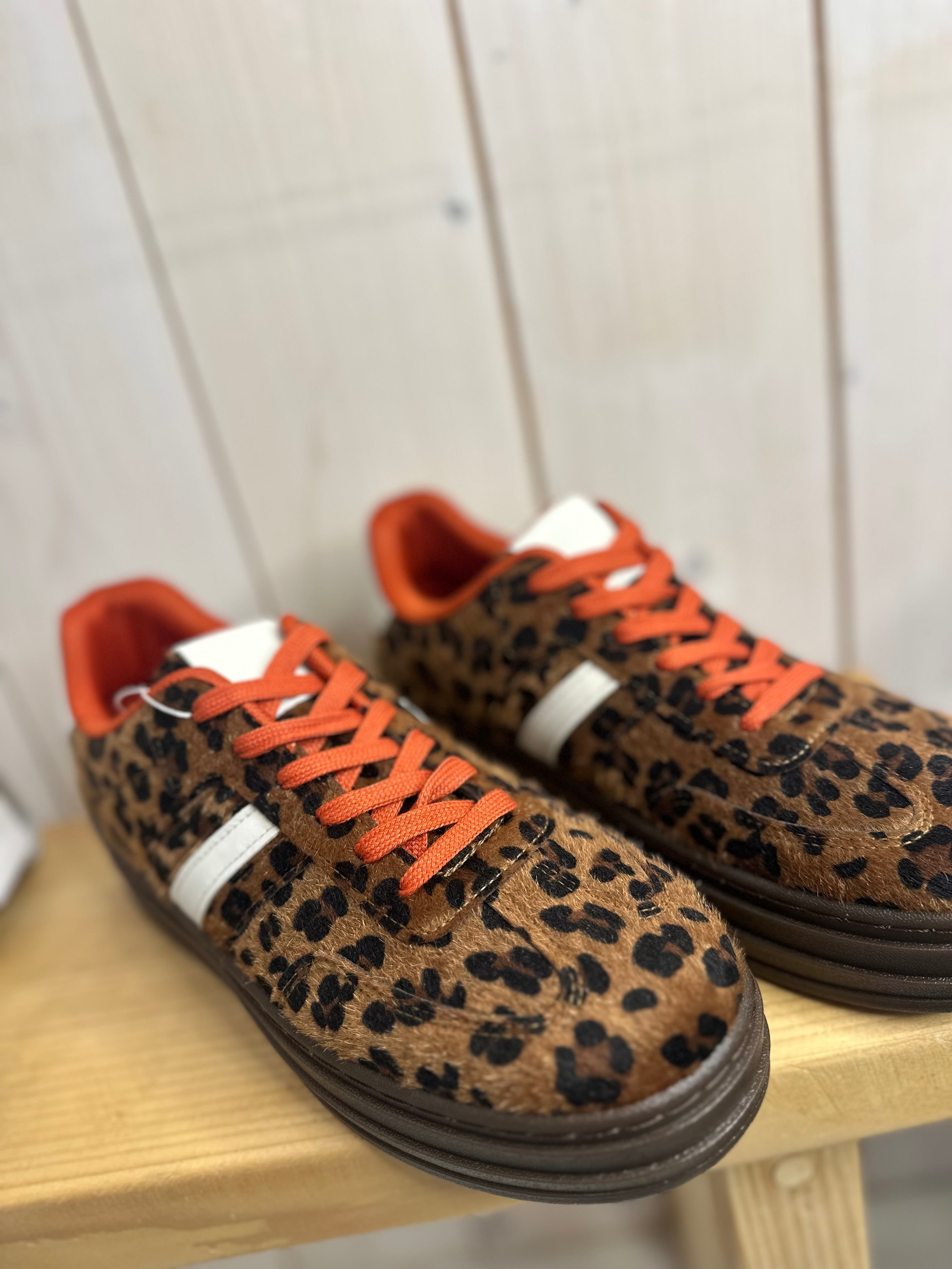 Leopard Texture Platform Trainer
