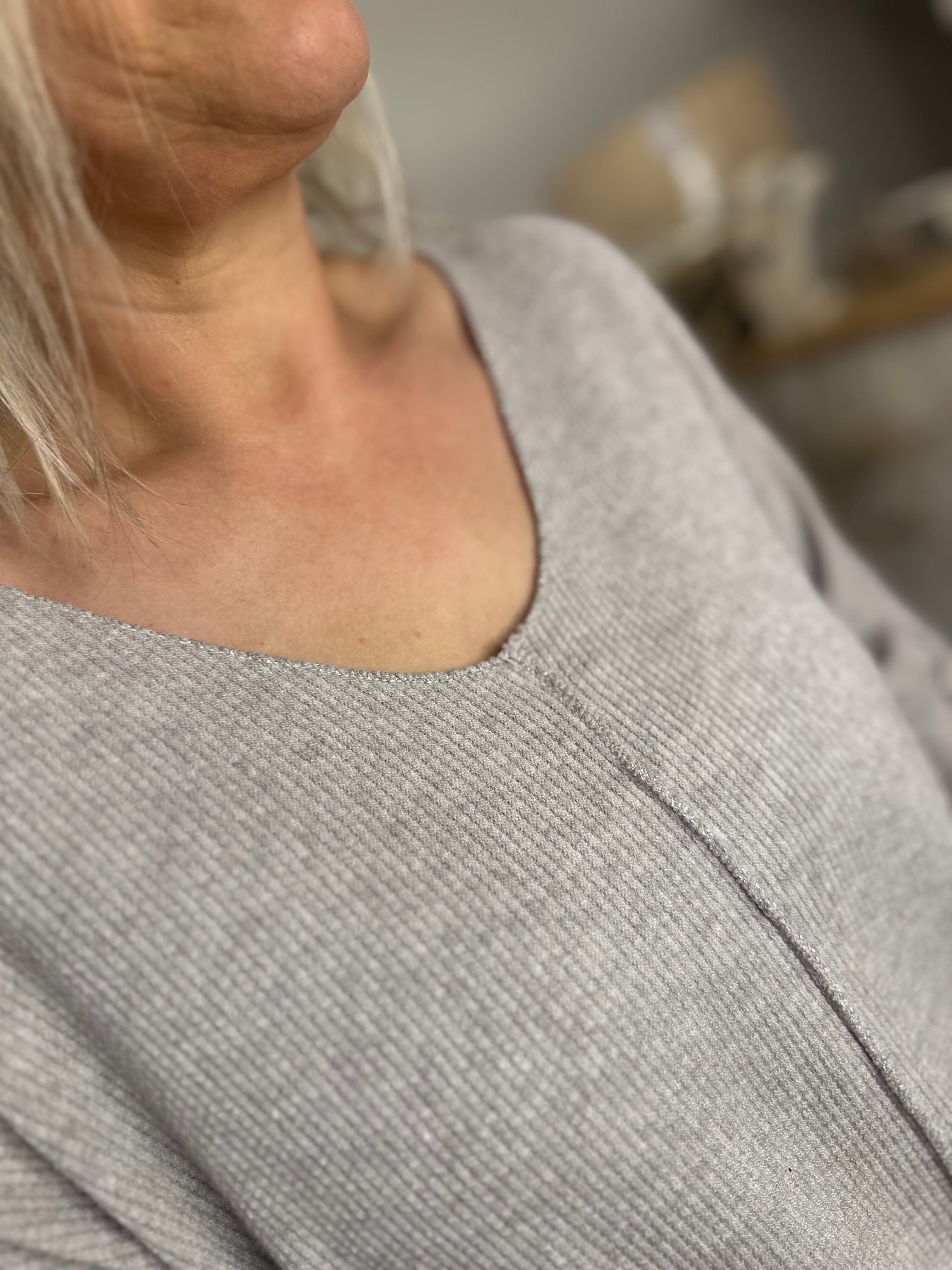 Saskia Silver Fleck Hem Knit