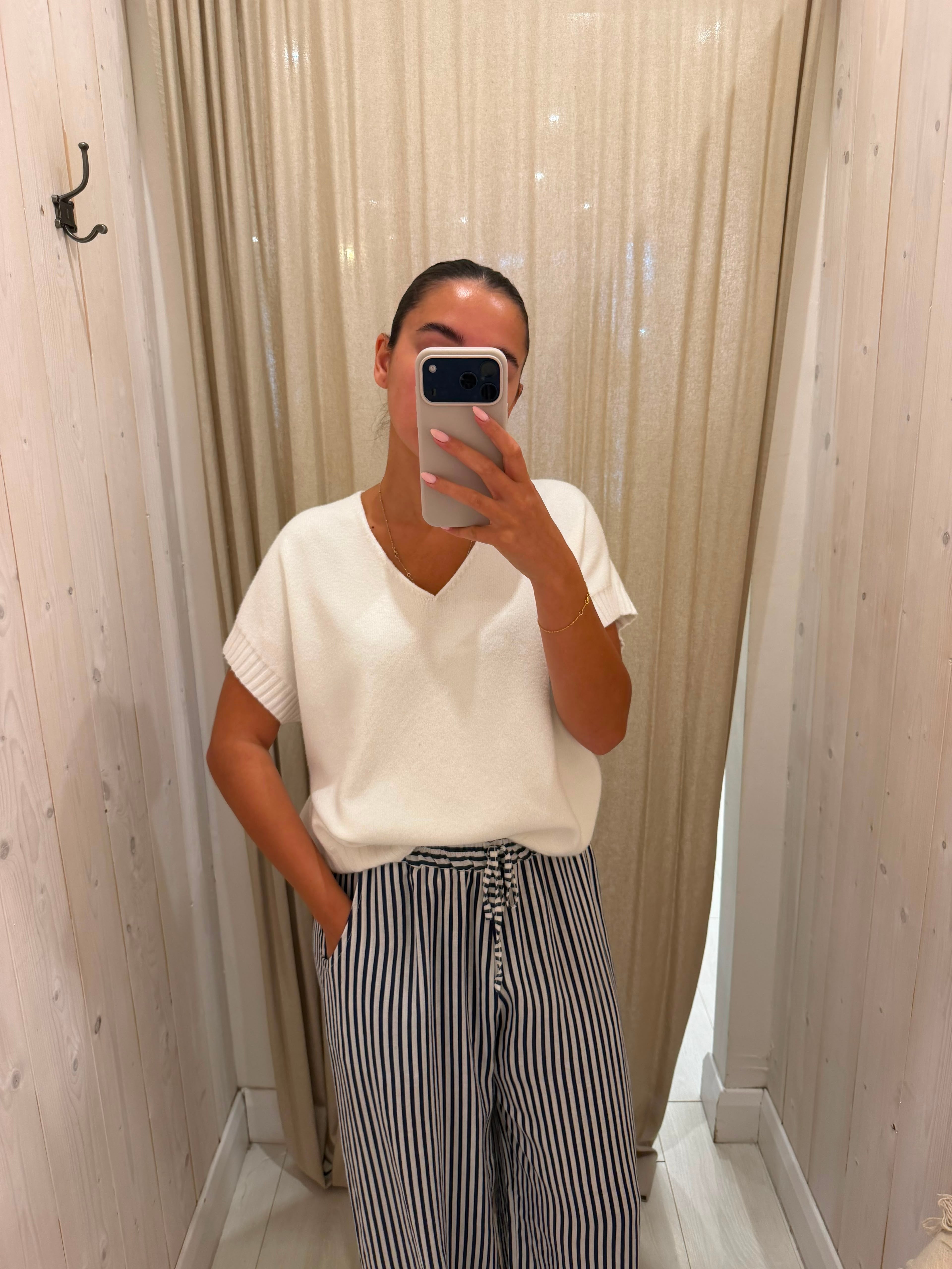 Polly V-Neck Knit