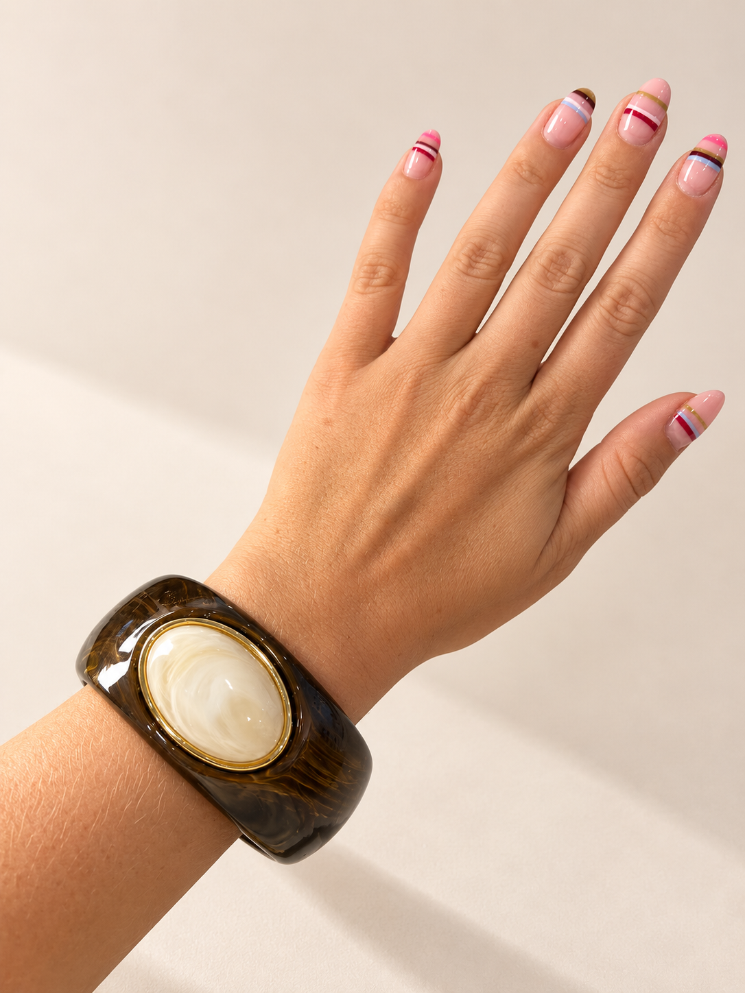 Pendant Resin Bangle
