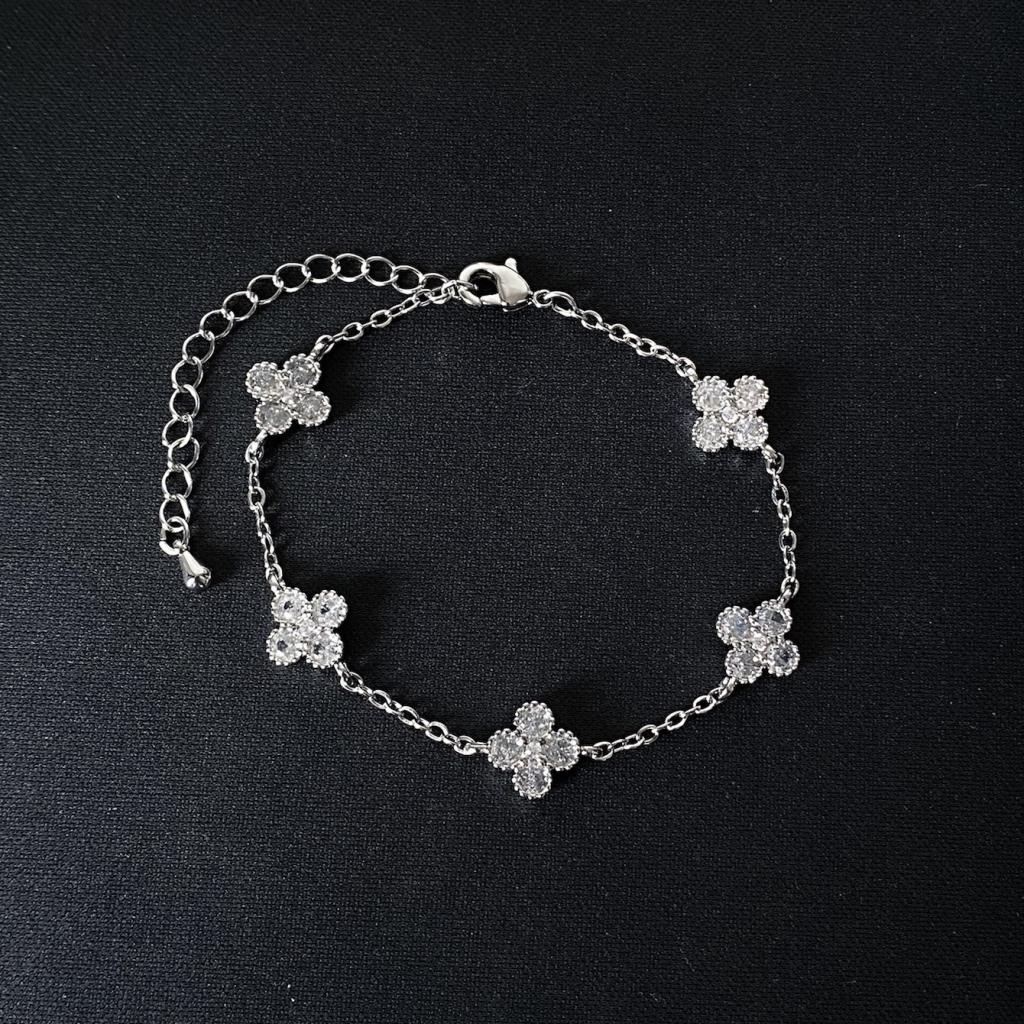 Cubic Zirconia Clover Bracelet