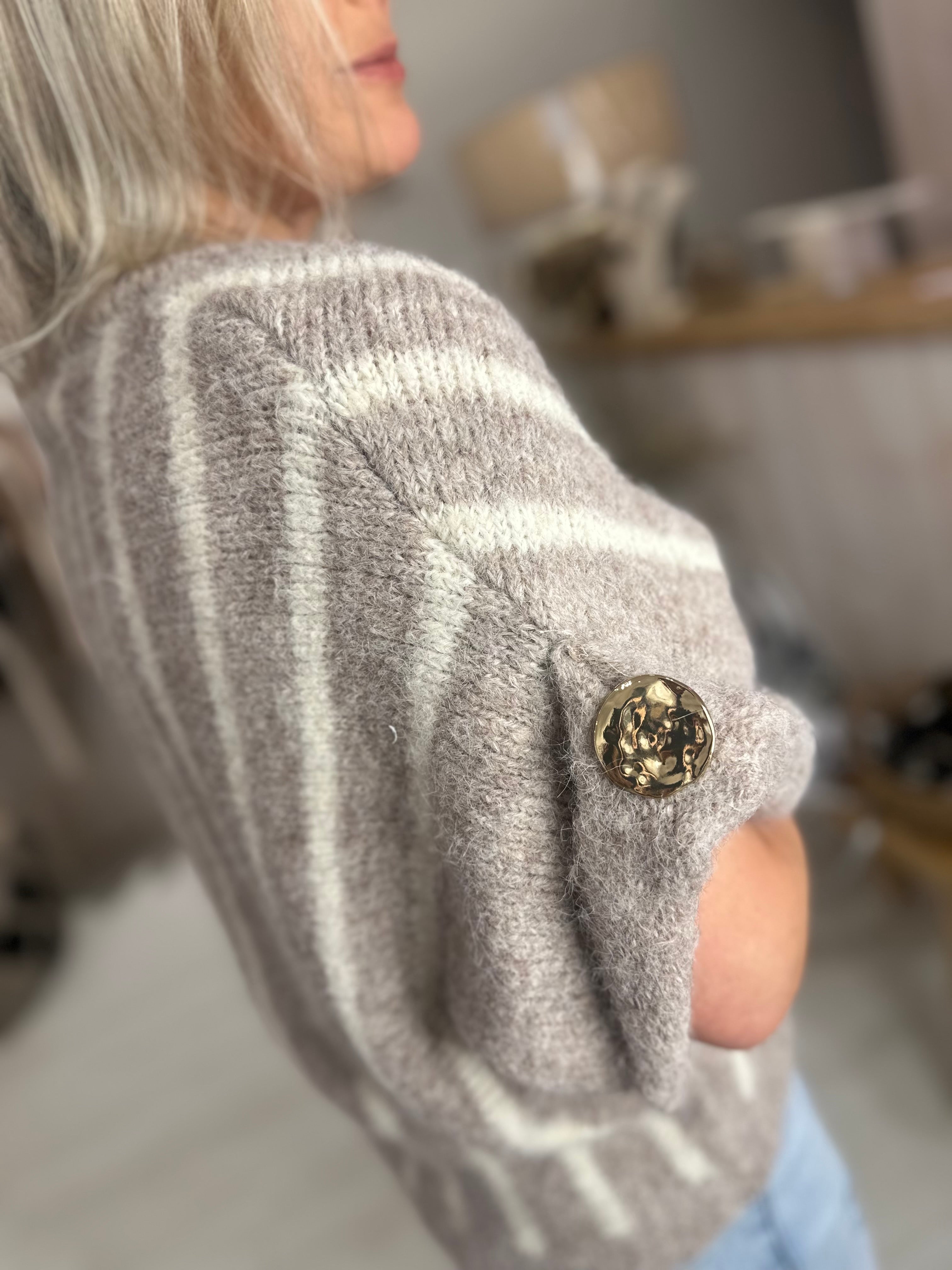 Sukita Side Button Striped Knit