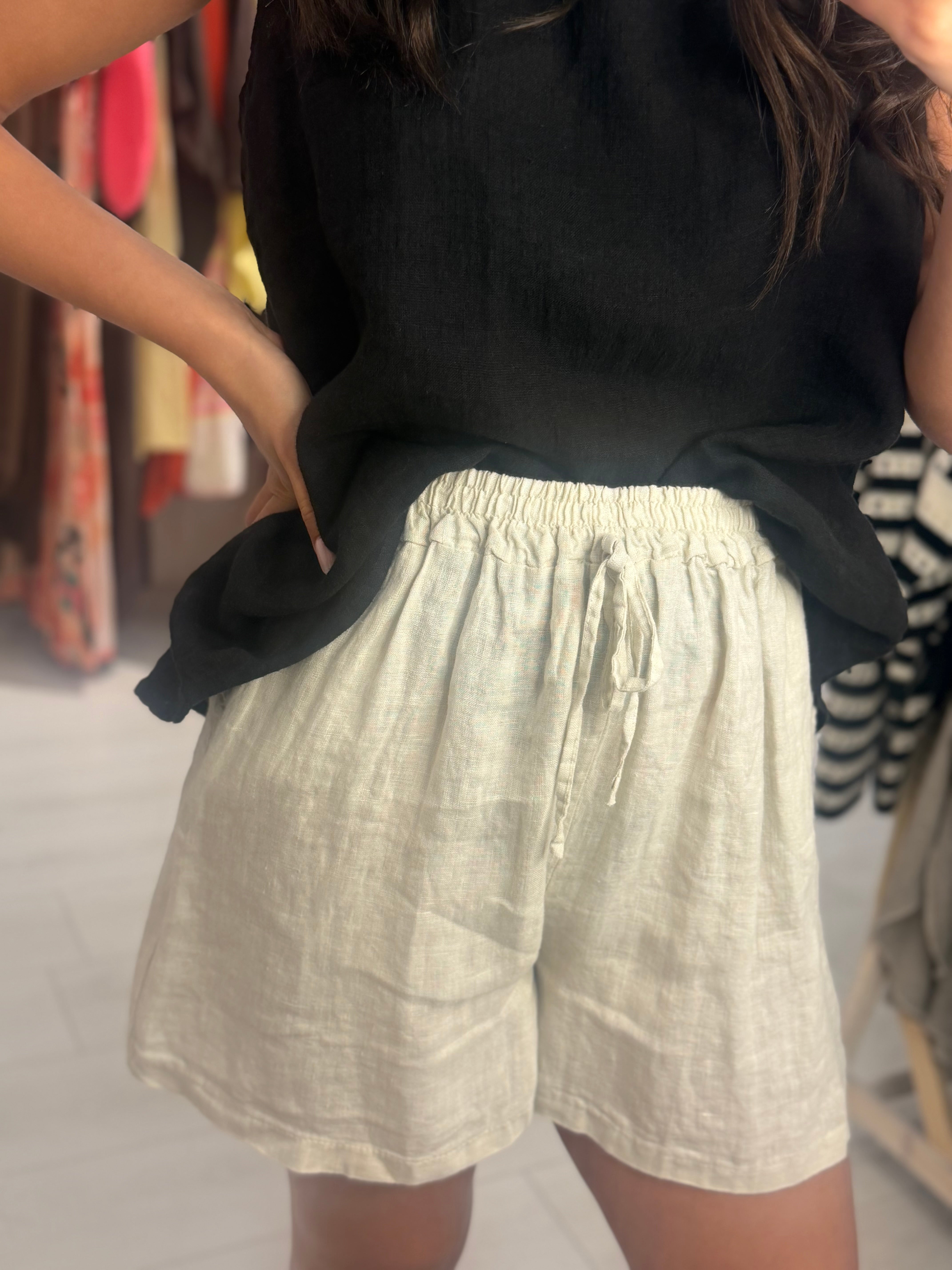 Klara Linen Shorts