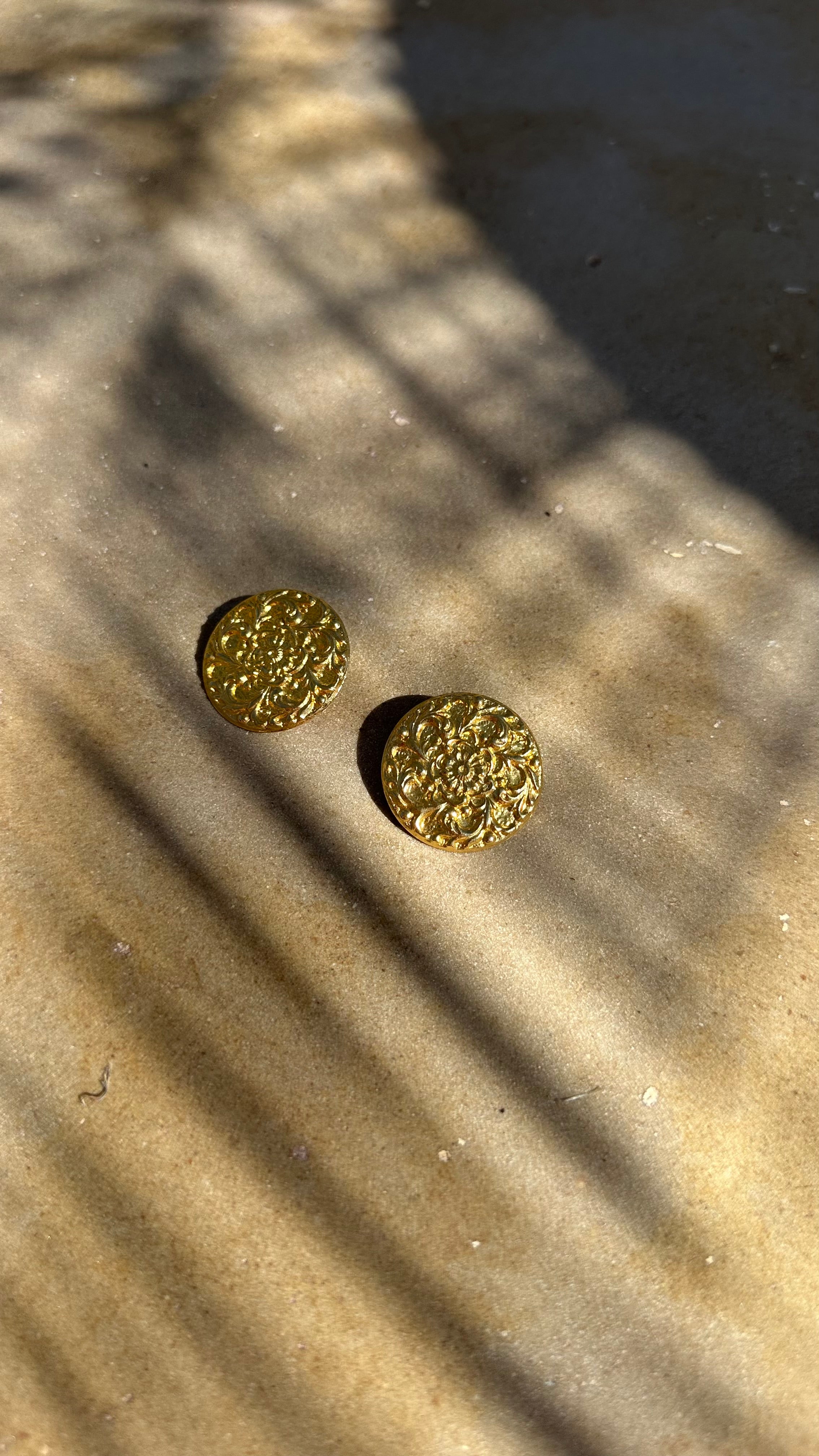 Manila Clip-On Earrings