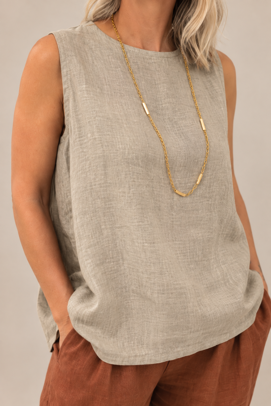 Bonnie Linen Button Back