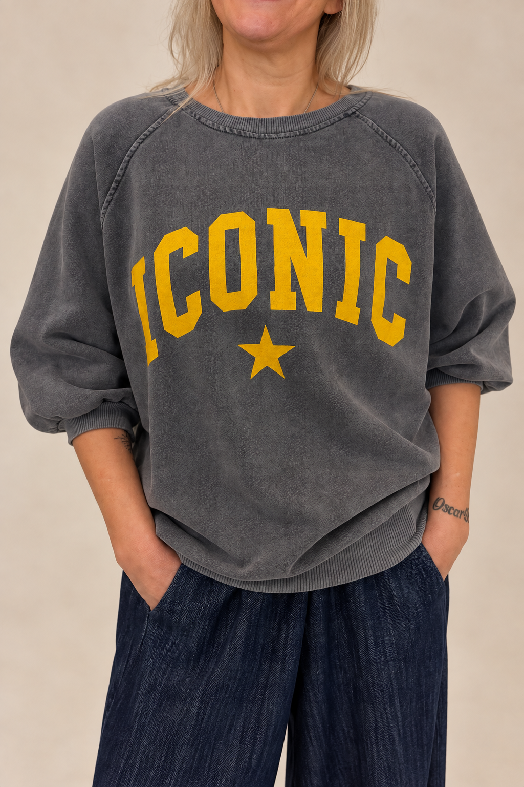 Iconic 3/4 Sleeve sweatshirt