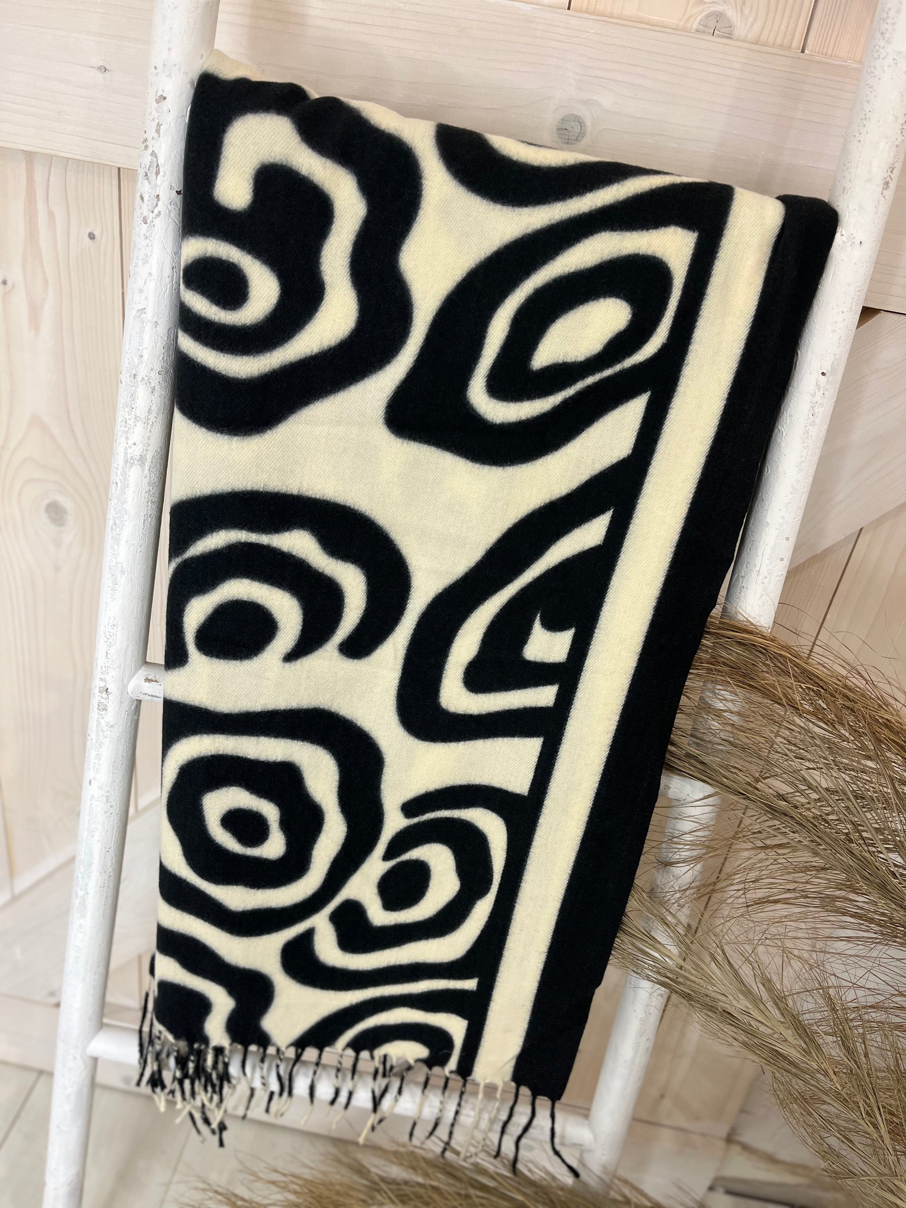 Swirl Monochrome Soft Scarf