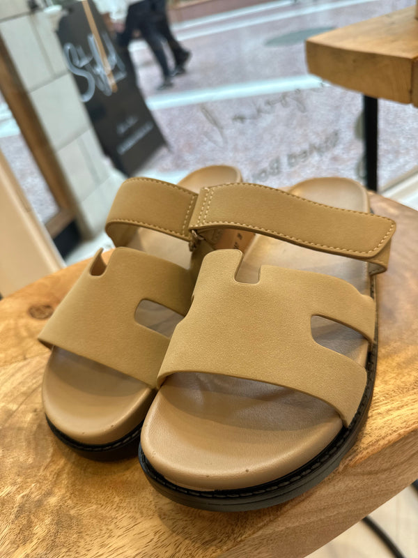 Slip-on Sandals - H Style