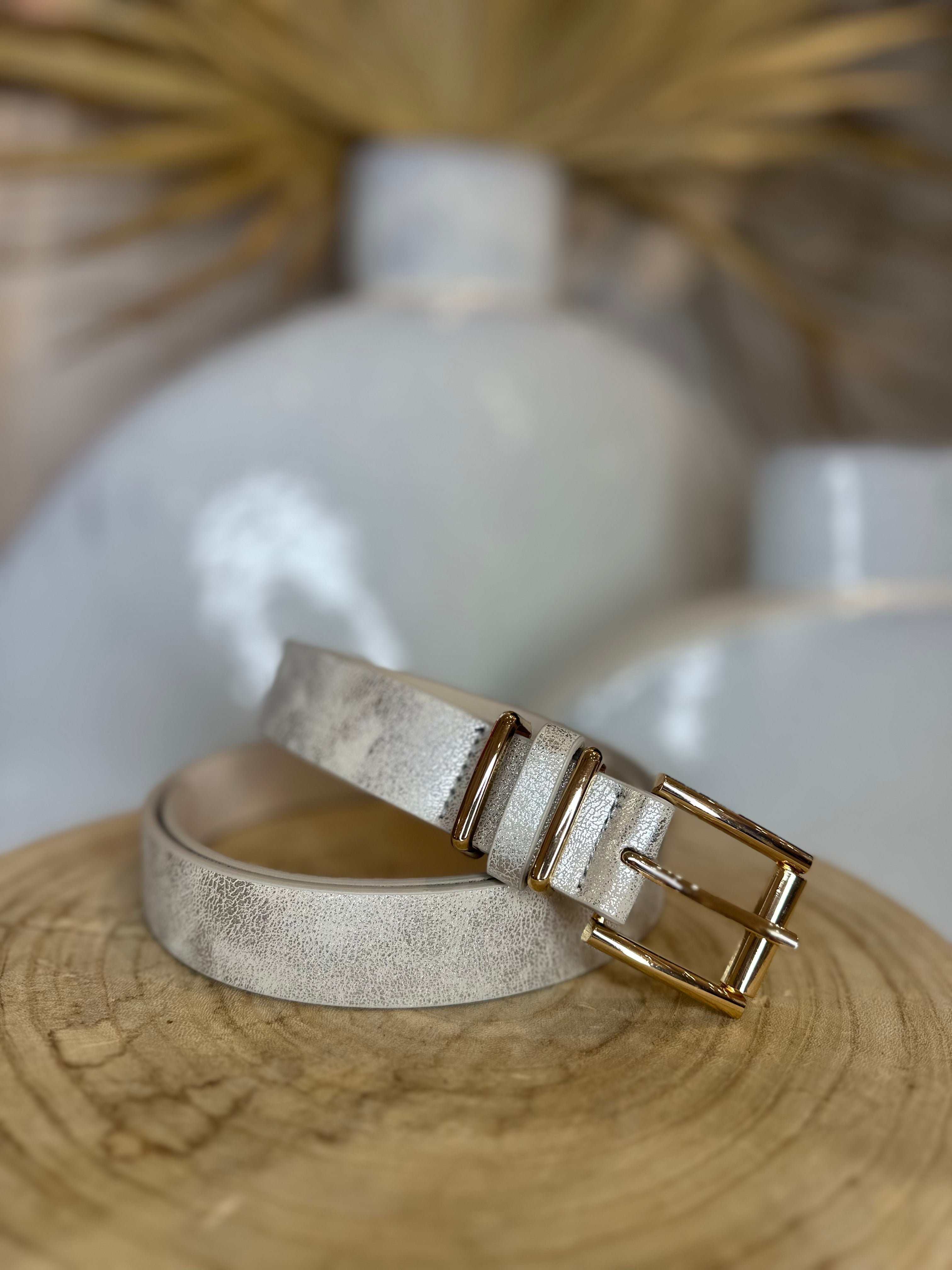 Worn Metallic Rectangle Buckle Belt