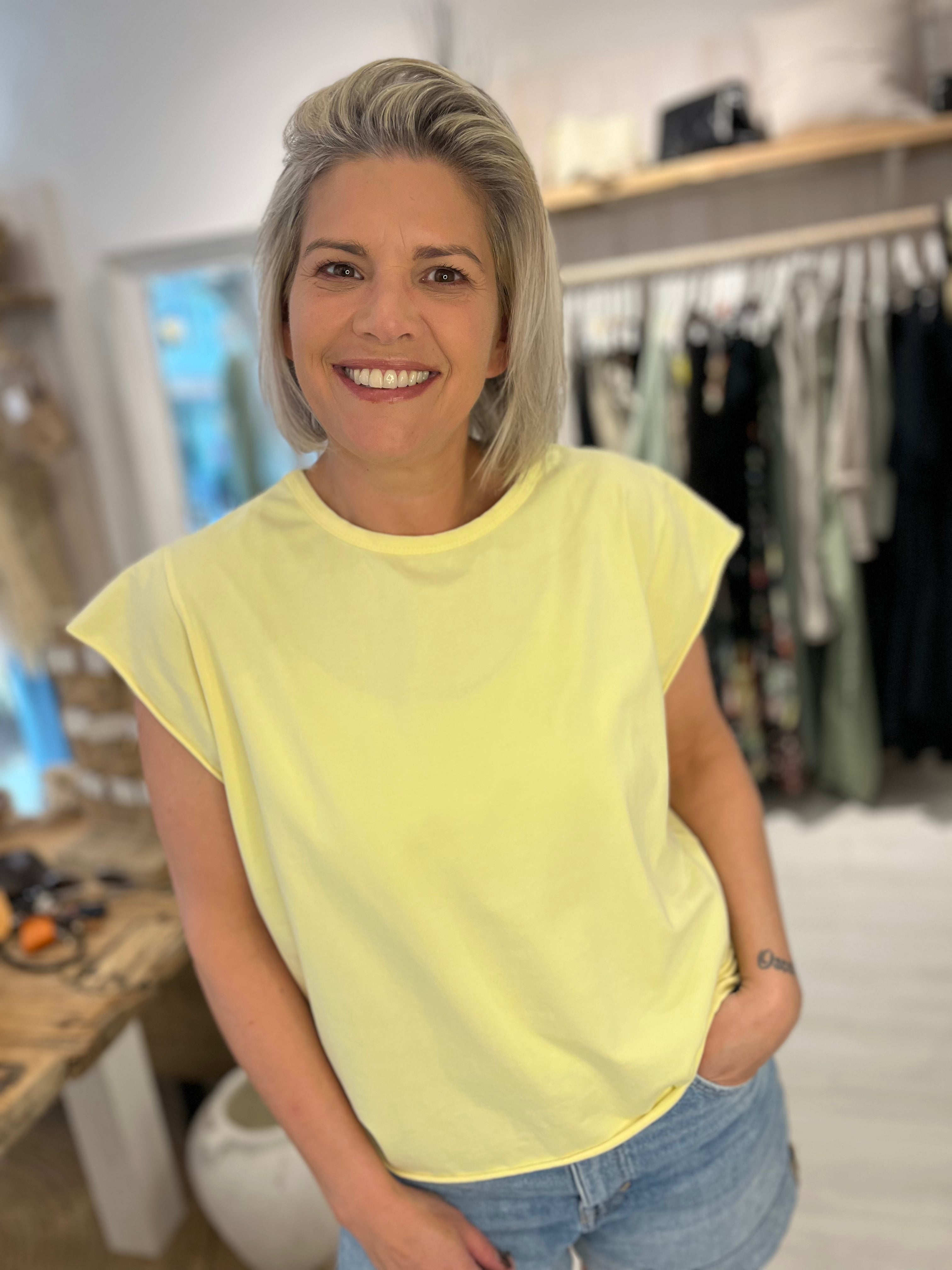Cut Sleeve Tee