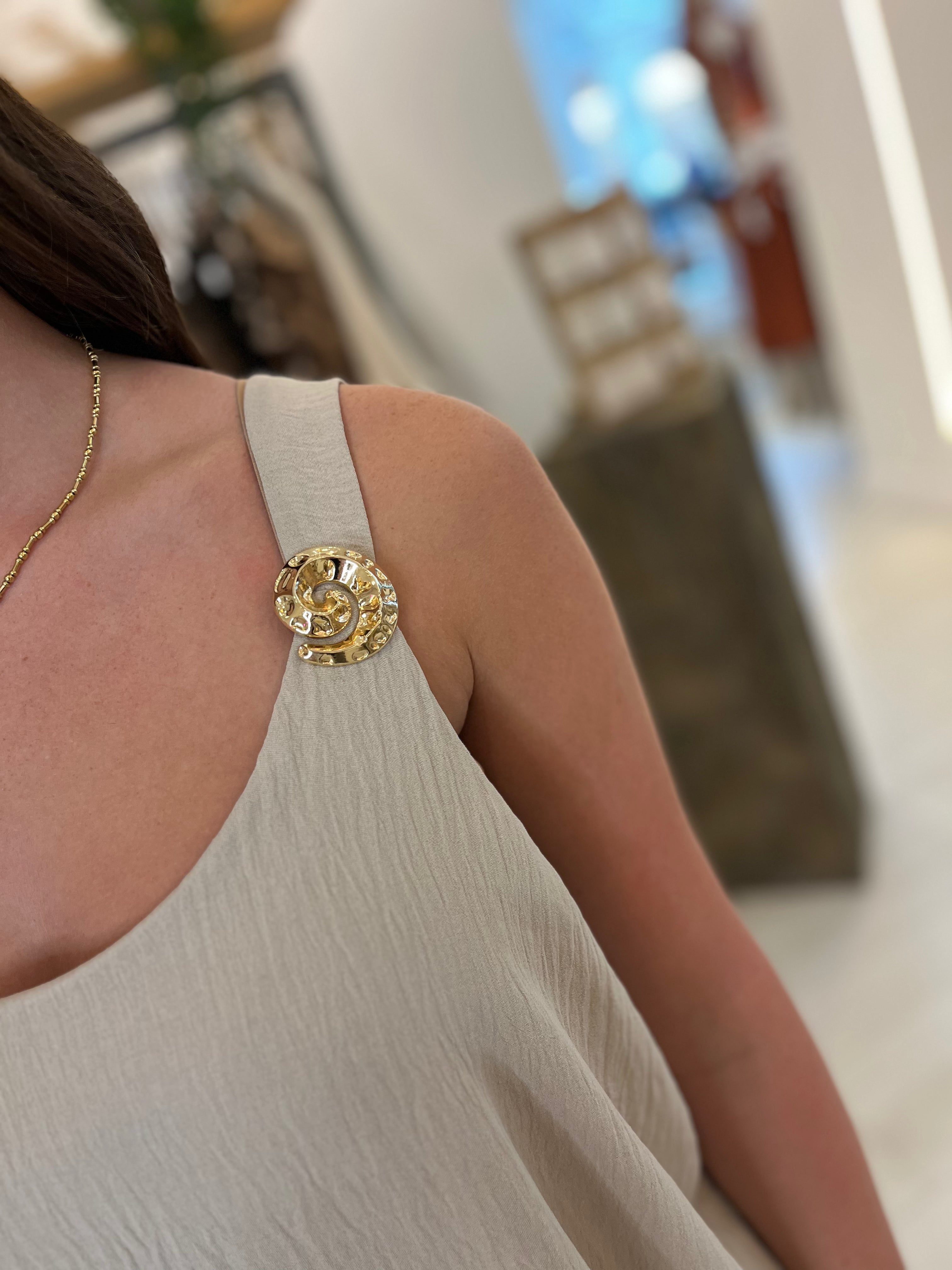 Shell Swing Vest