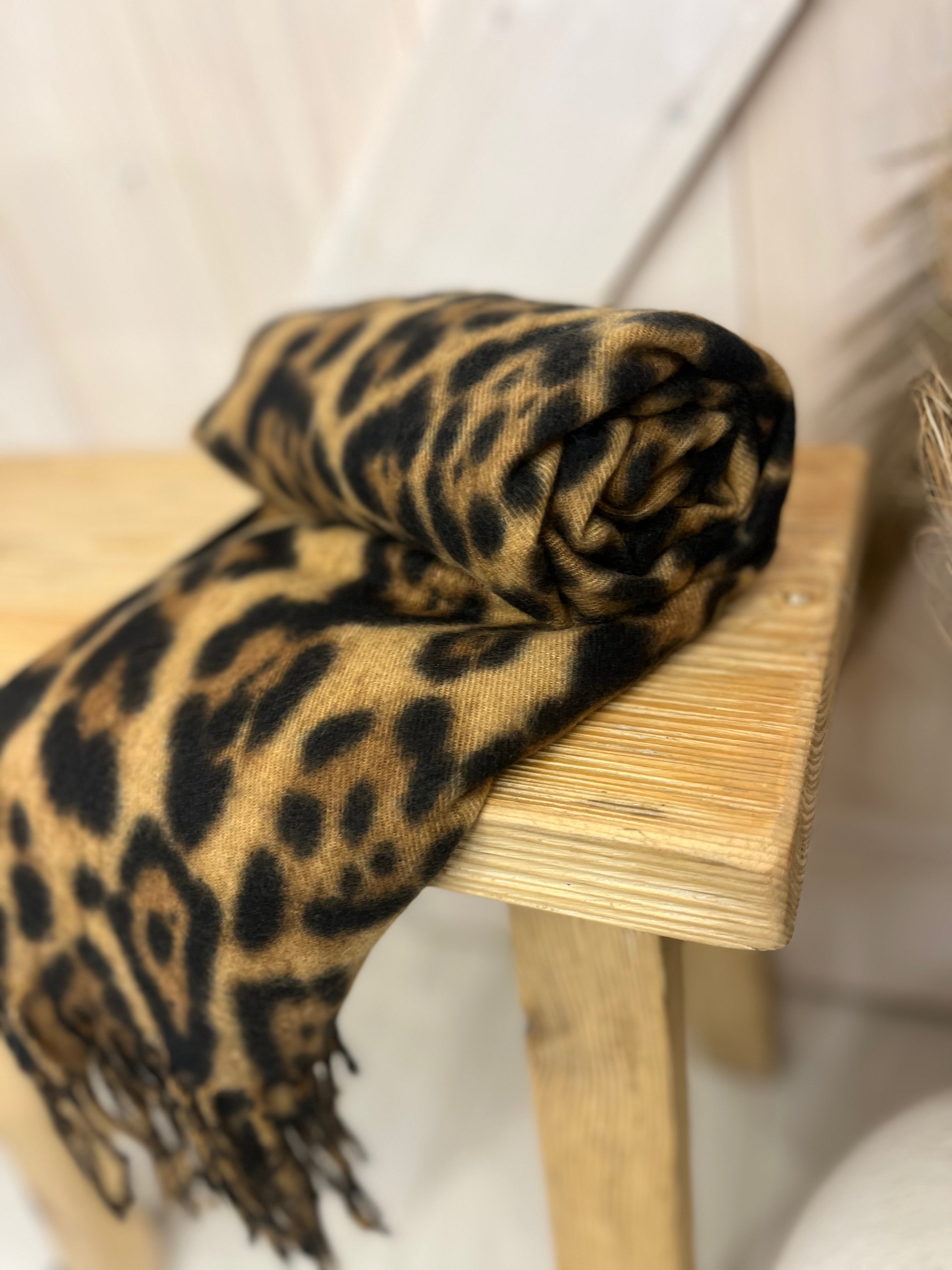 Leopard Soft Scarf