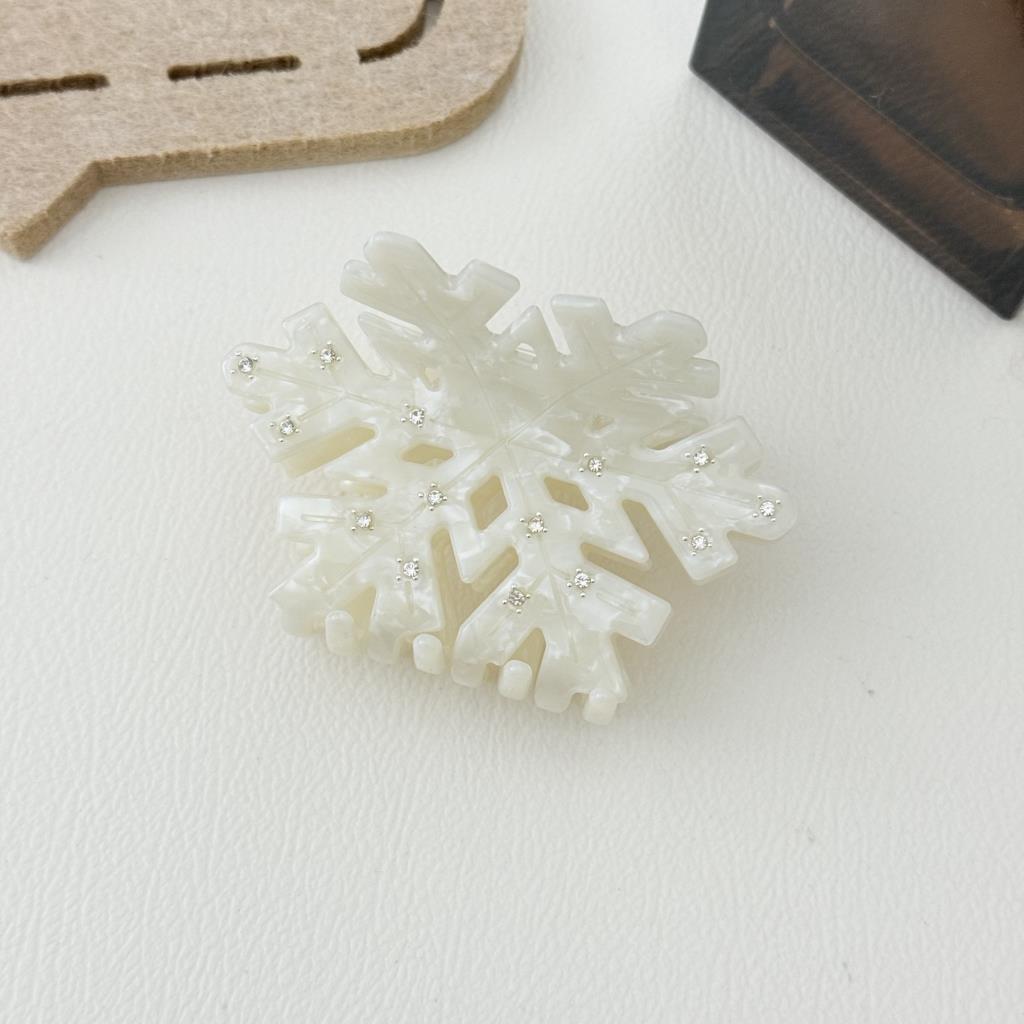 Snowflake Claw Clip