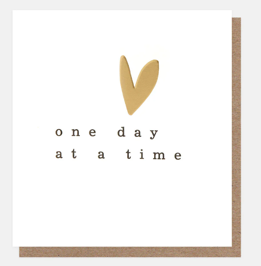 ONE DAY AT A TIME SMALL GOLD HEART CARD